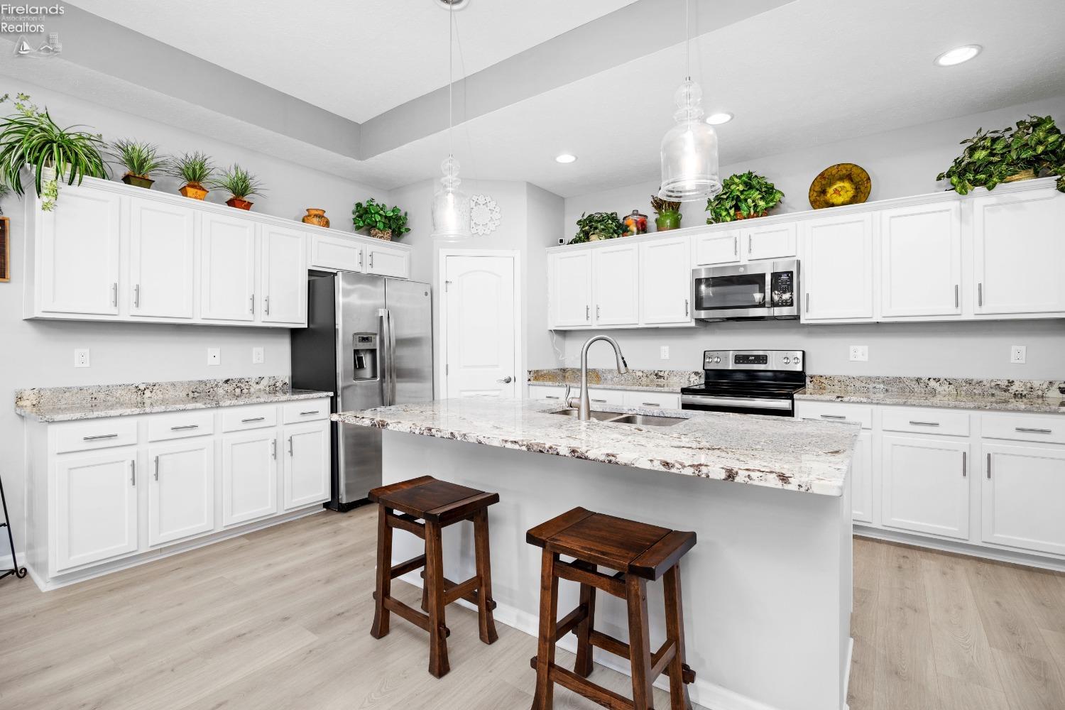 6012 Coventry Circle