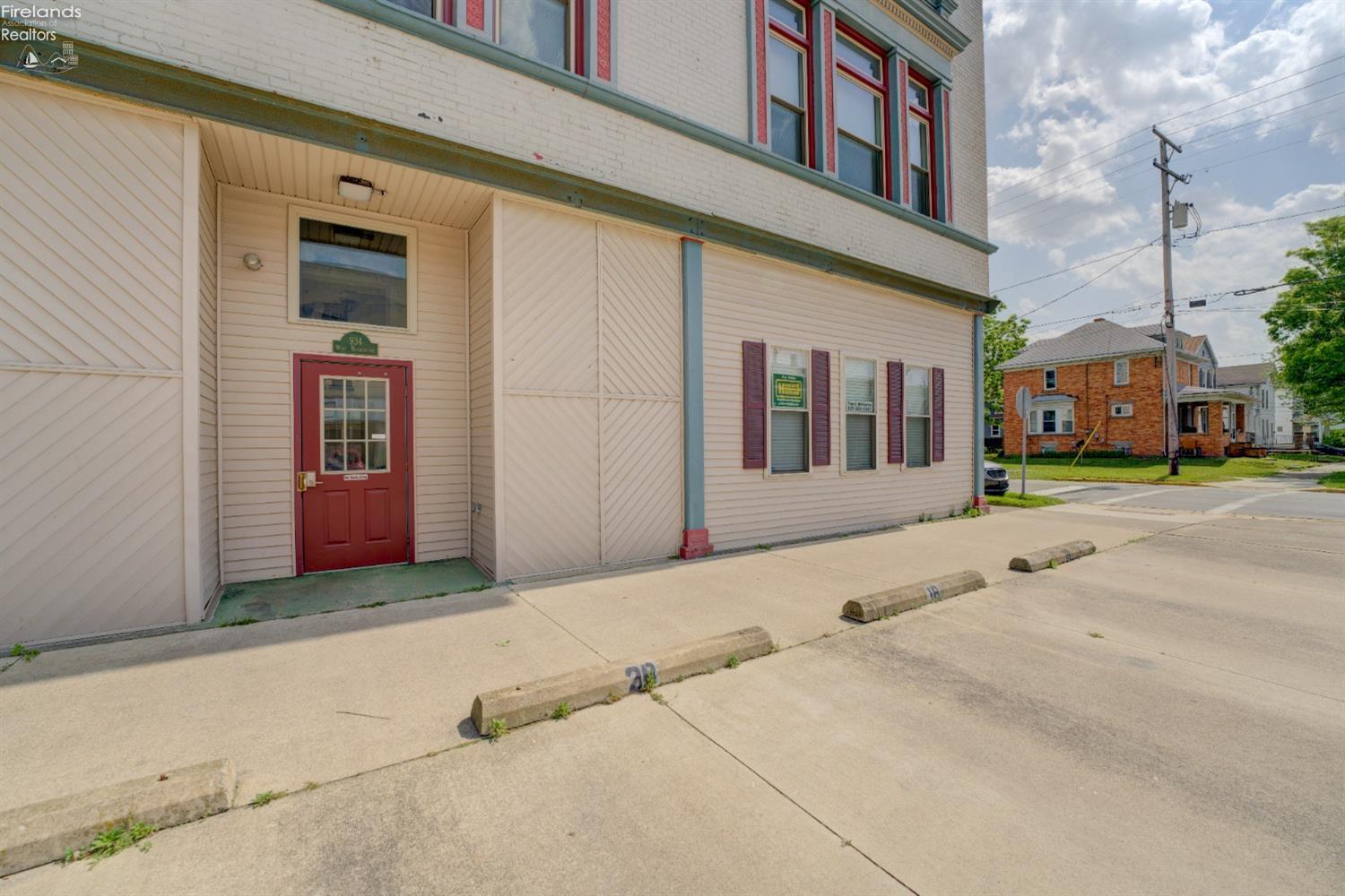 934 W Washington Street 1B