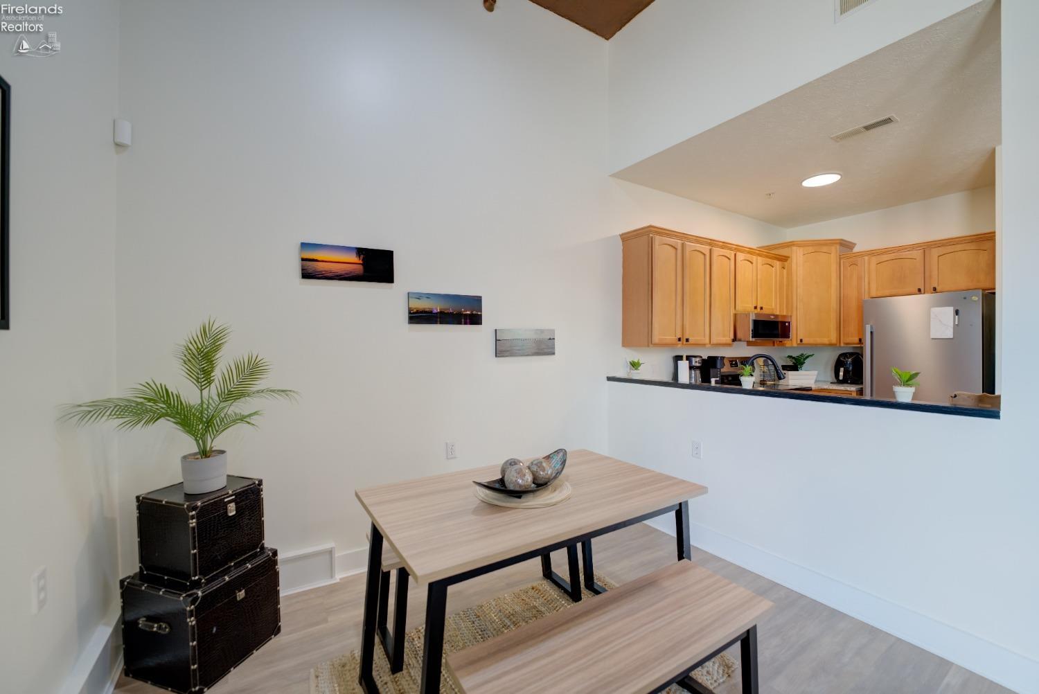 934 W Washington Street 1B