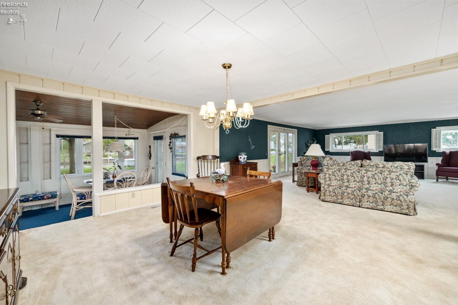 141 S Nancy Drive