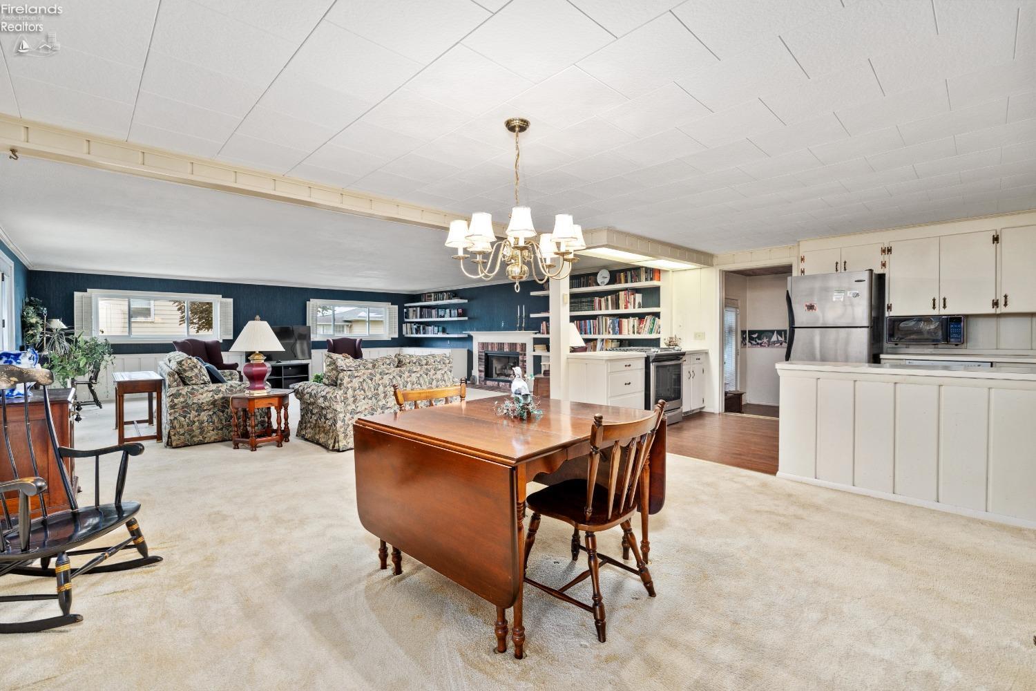 141 S Nancy Drive