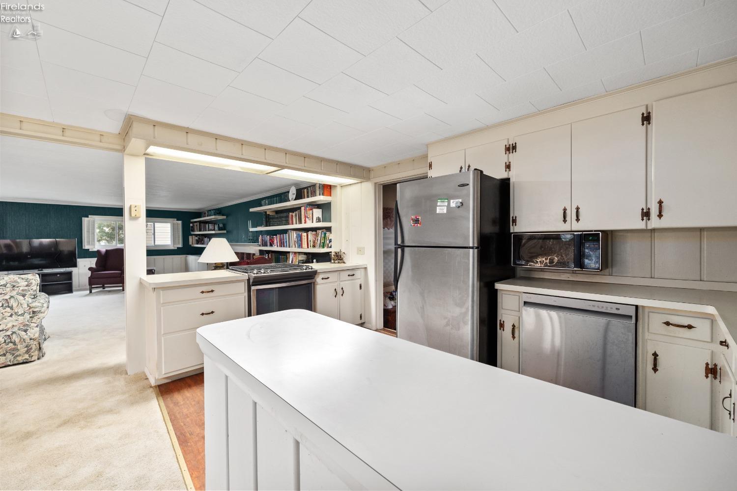 141 S Nancy Drive