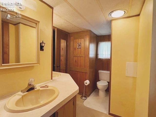 1859 4475 NE NE Catawba Road 115