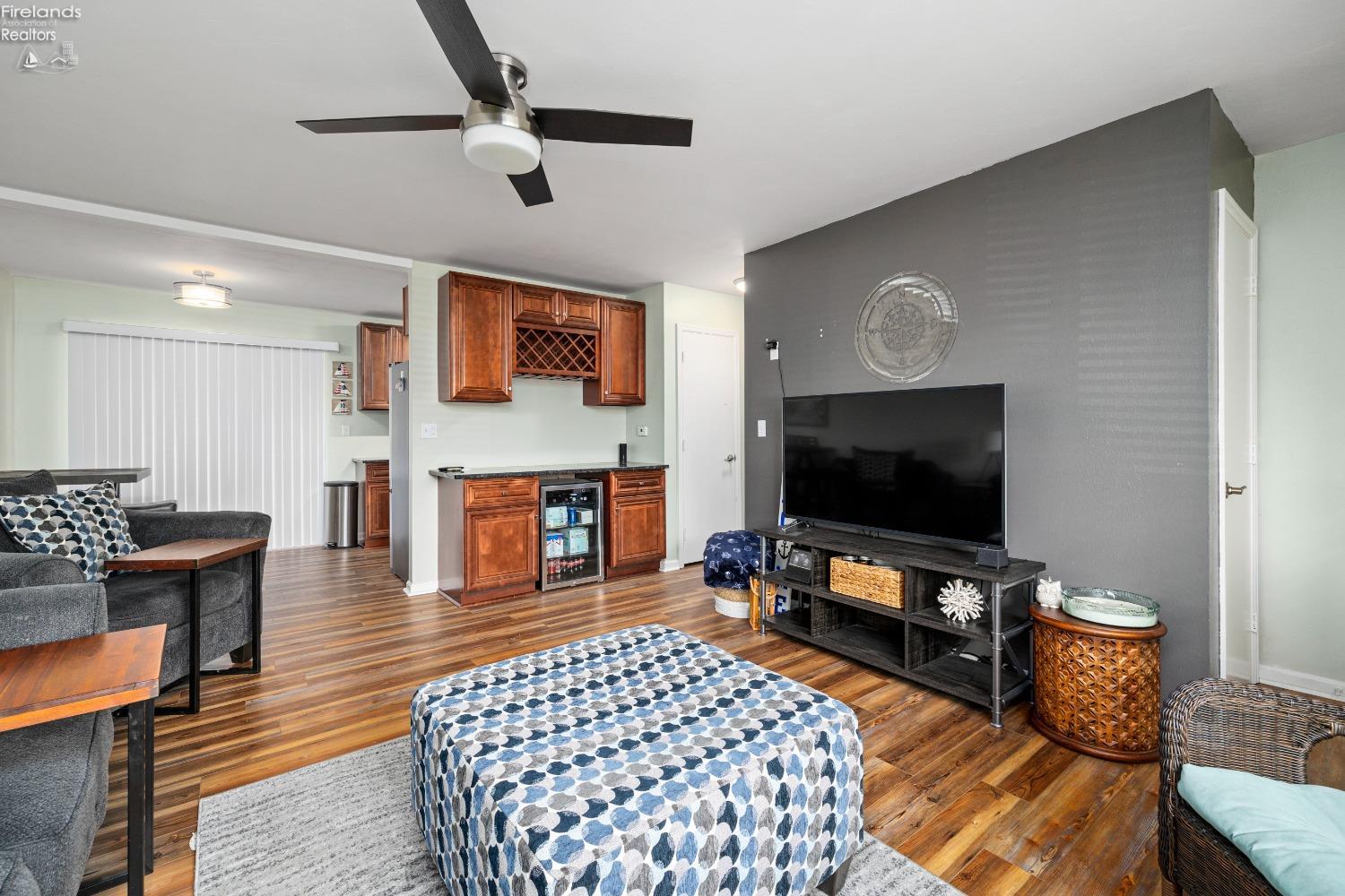 4622 E Catawba Woods Road
