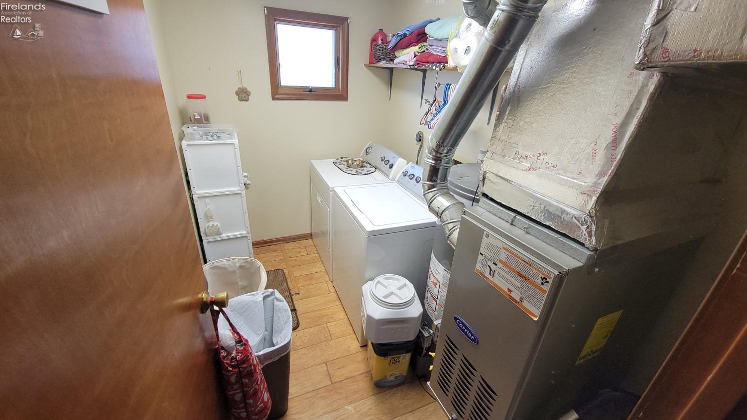 5425 E Treasure Lane