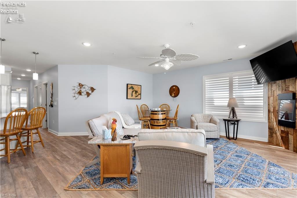 2630 Waterside Court Drive 712