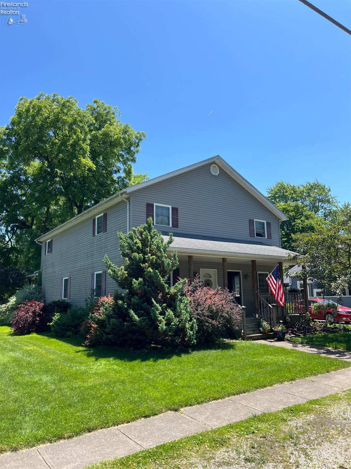 37 Pleasant Street