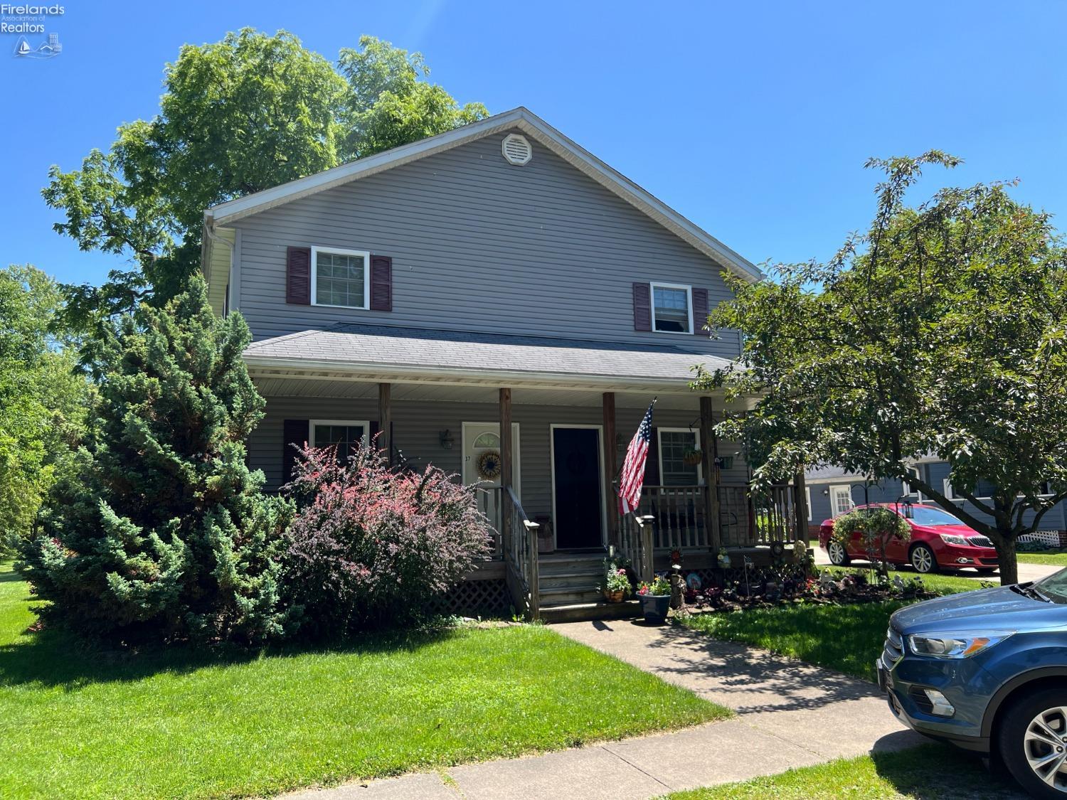 37 Pleasant Street