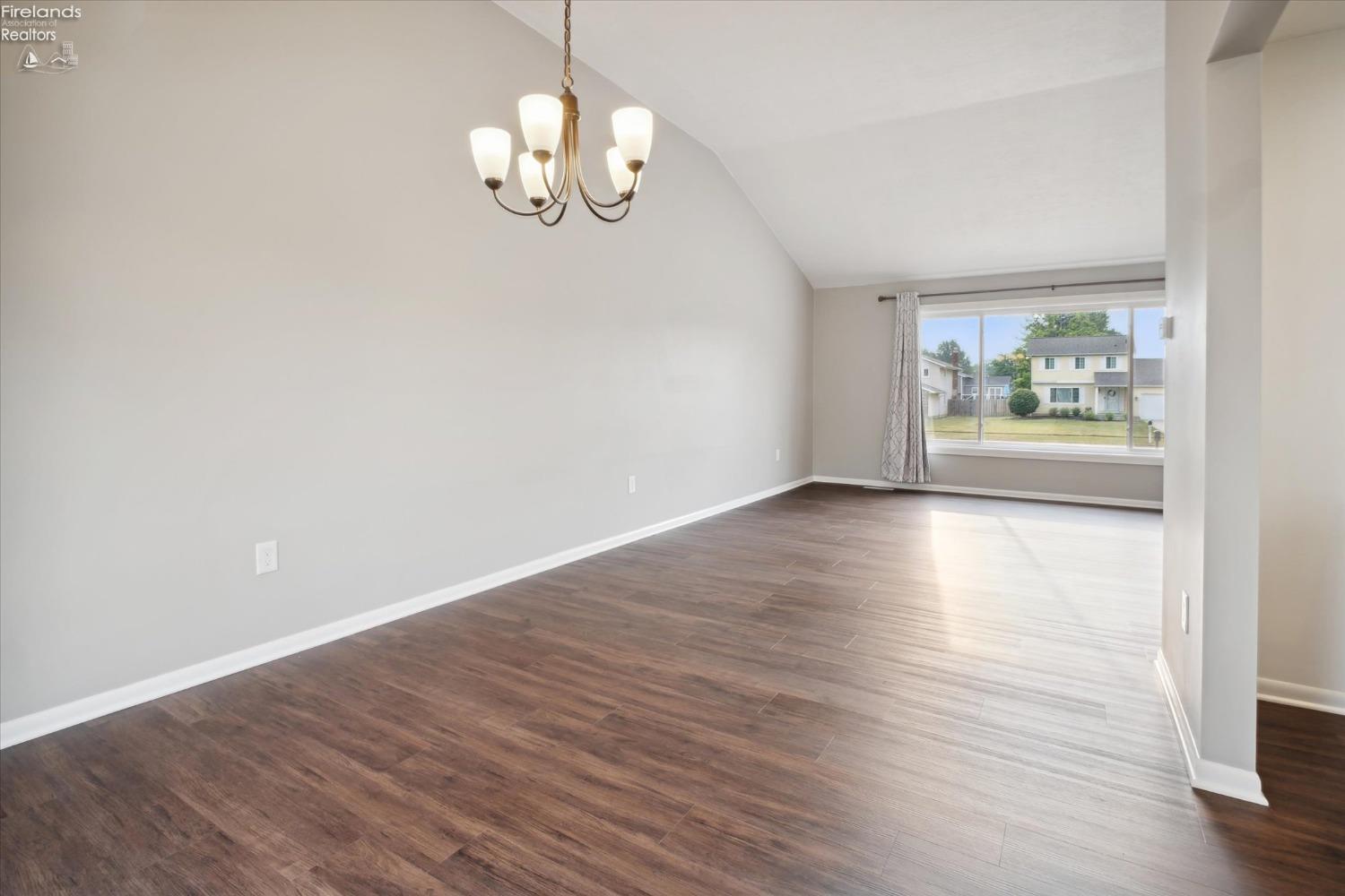 442 Calverton Place