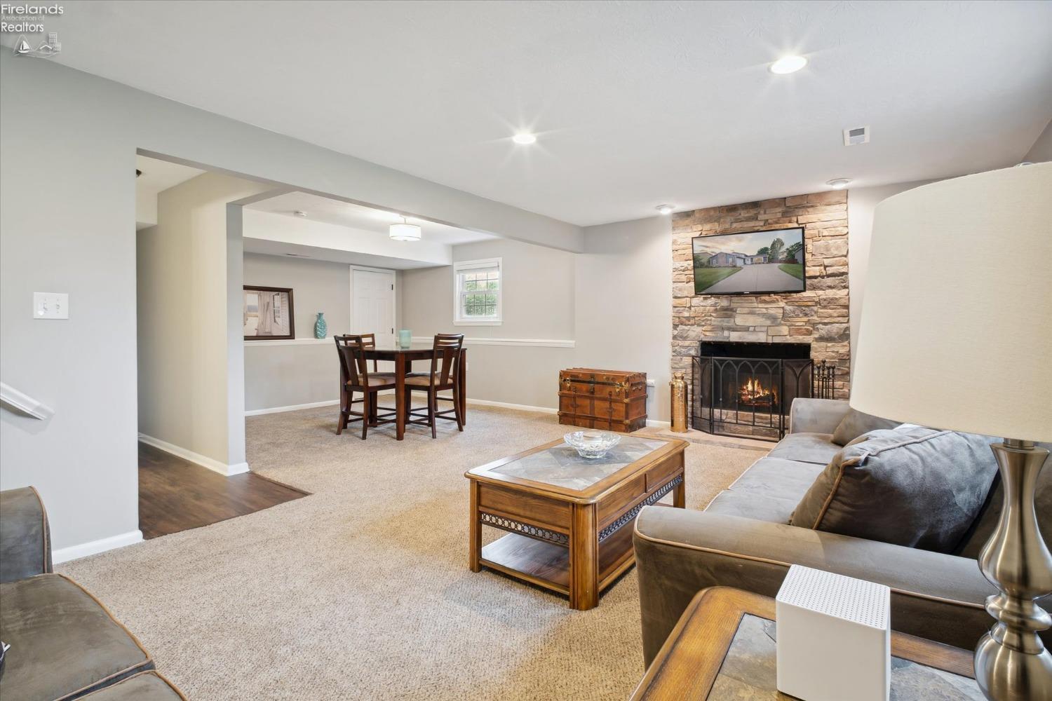 442 Calverton Place