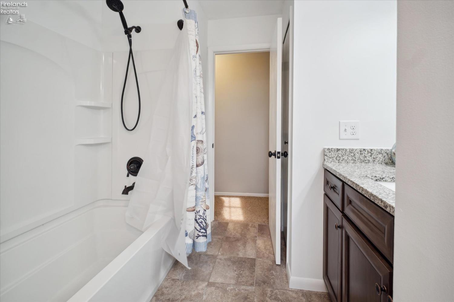442 Calverton Place