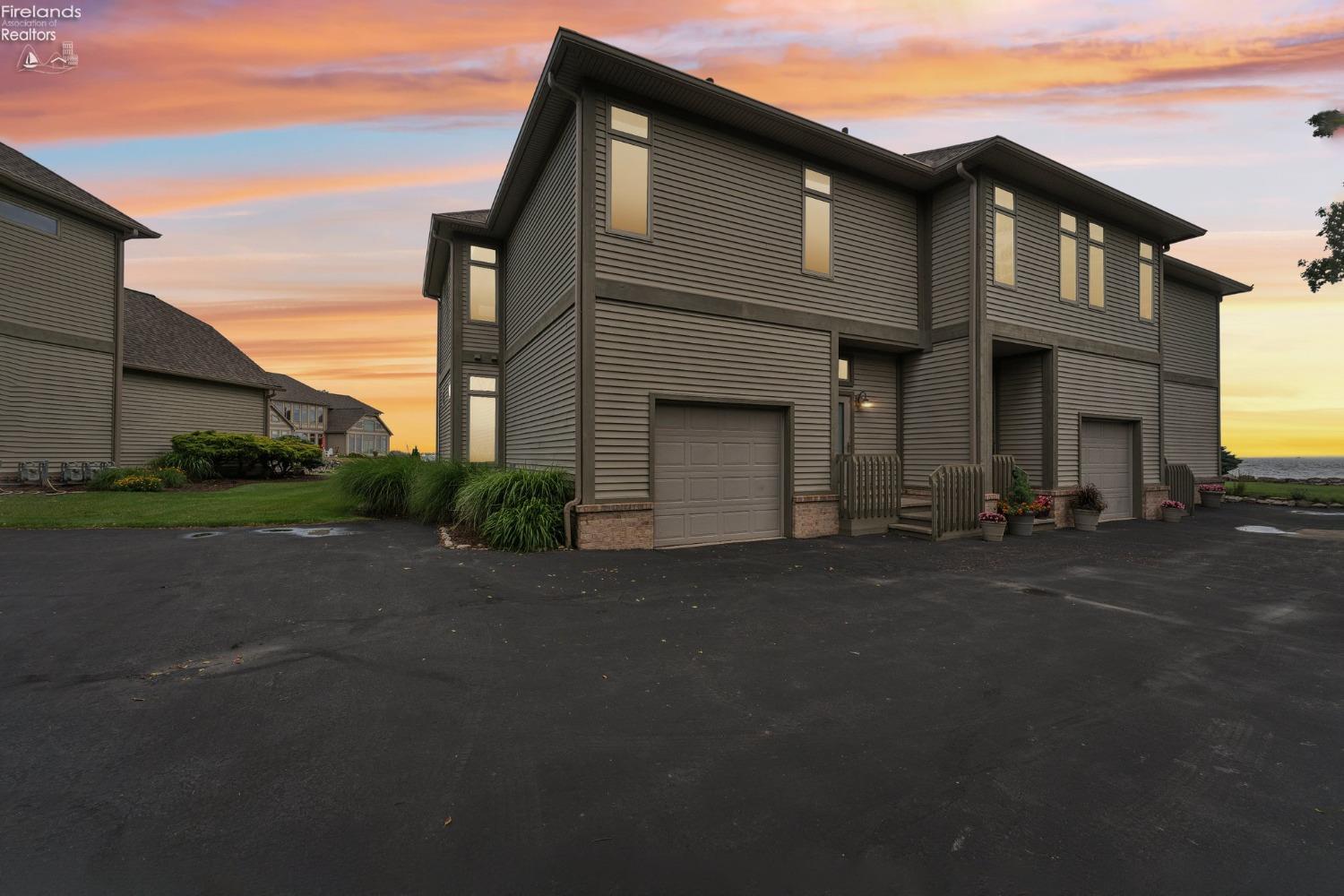 123 Glacial Lane 1C