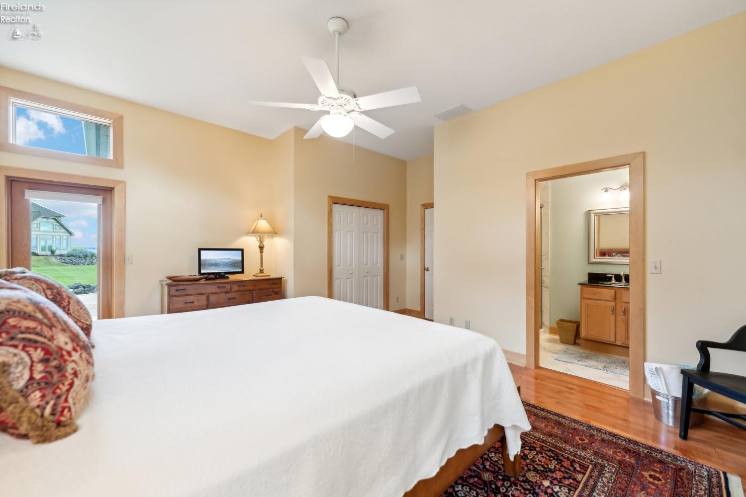 123 Glacial Lane 1C