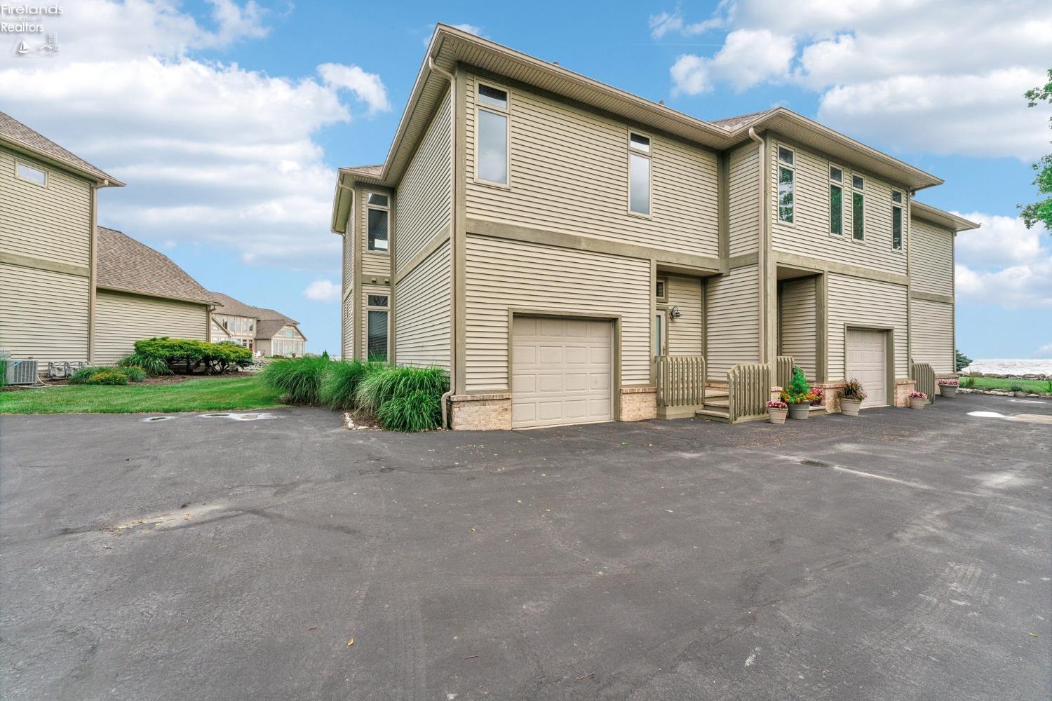 123 Glacial Lane 1C