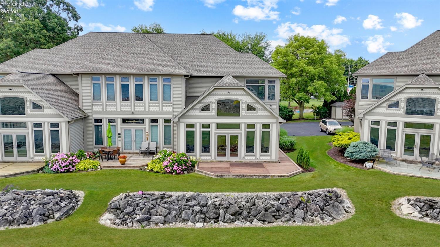 123 Glacial Lane 1C