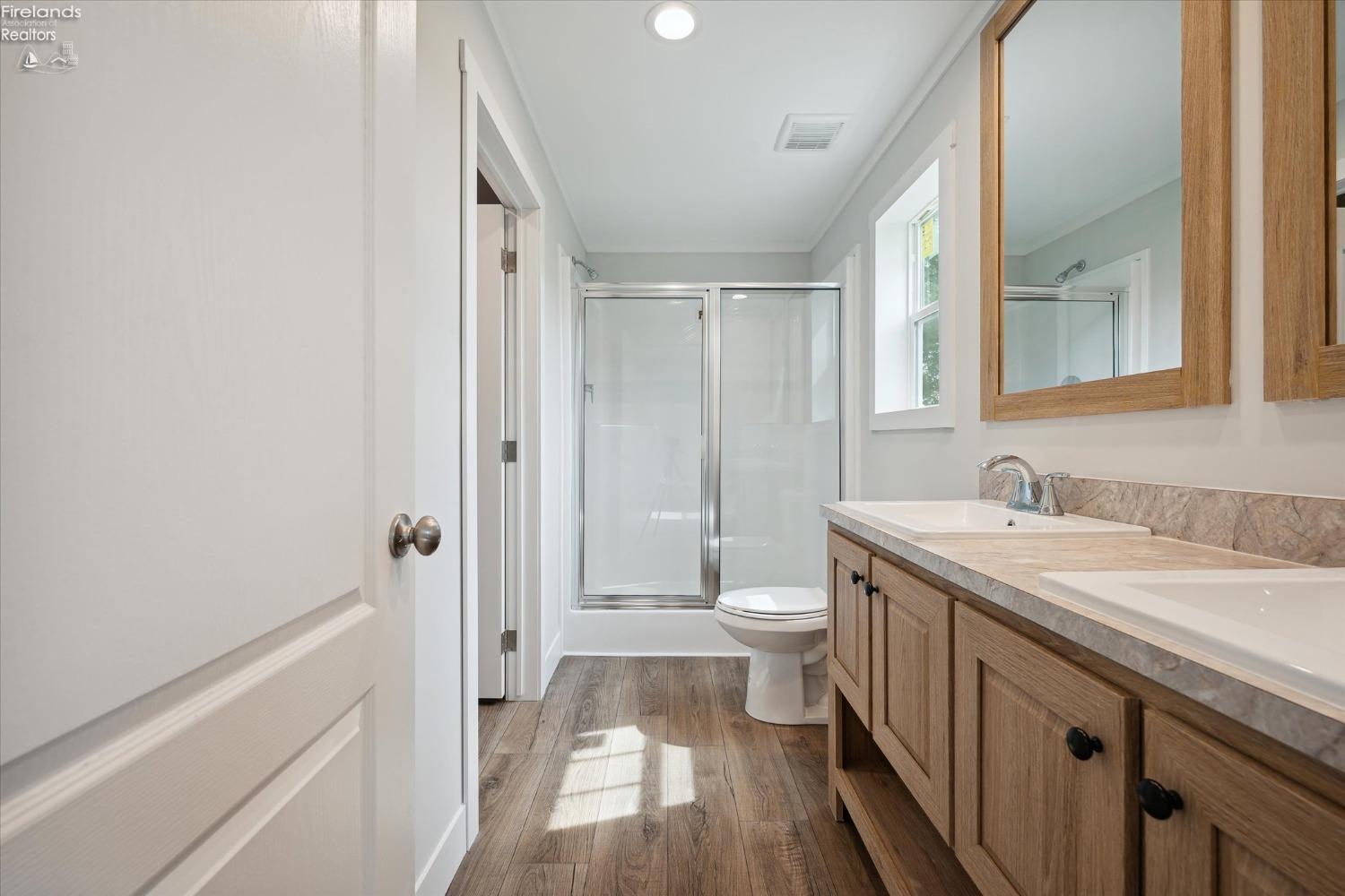 525 W 2nd Street
