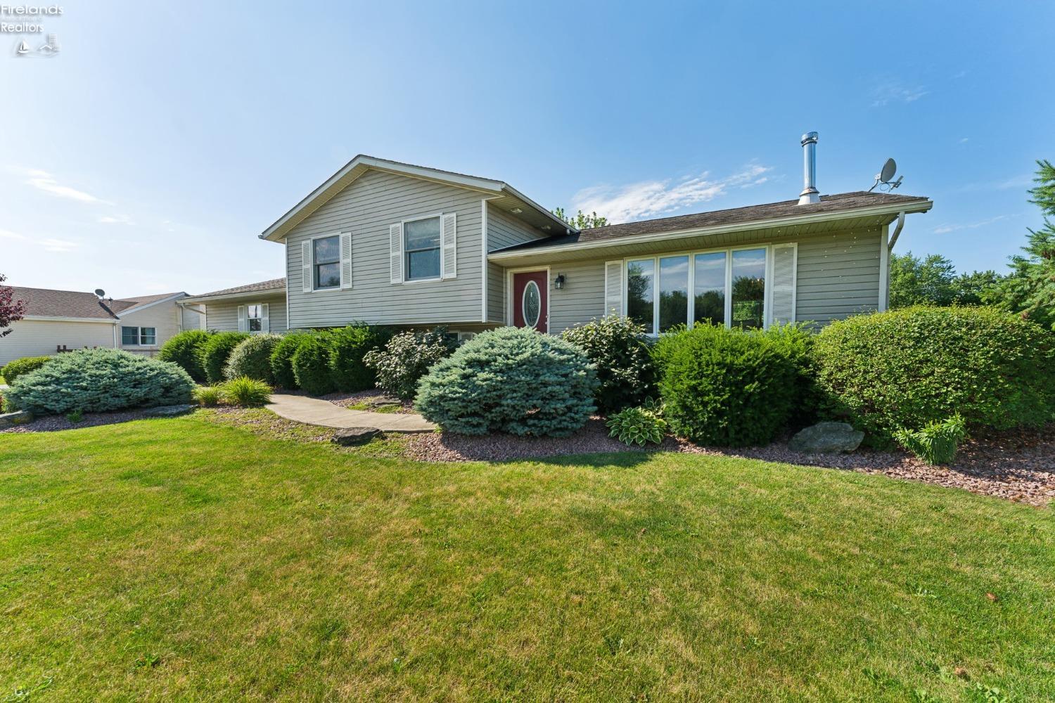 9538 W Oak Harbor SE Road