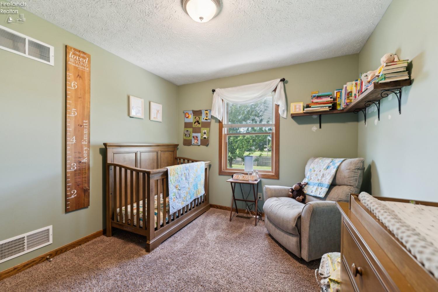 9538 W Oak Harbor SE Road