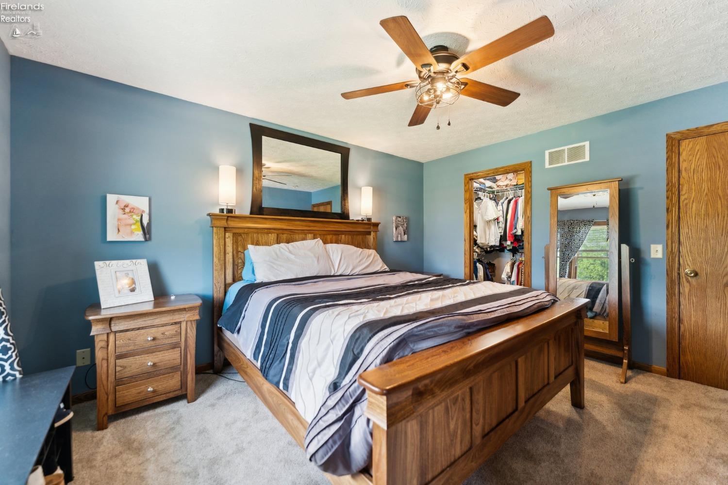 9538 W Oak Harbor SE Road