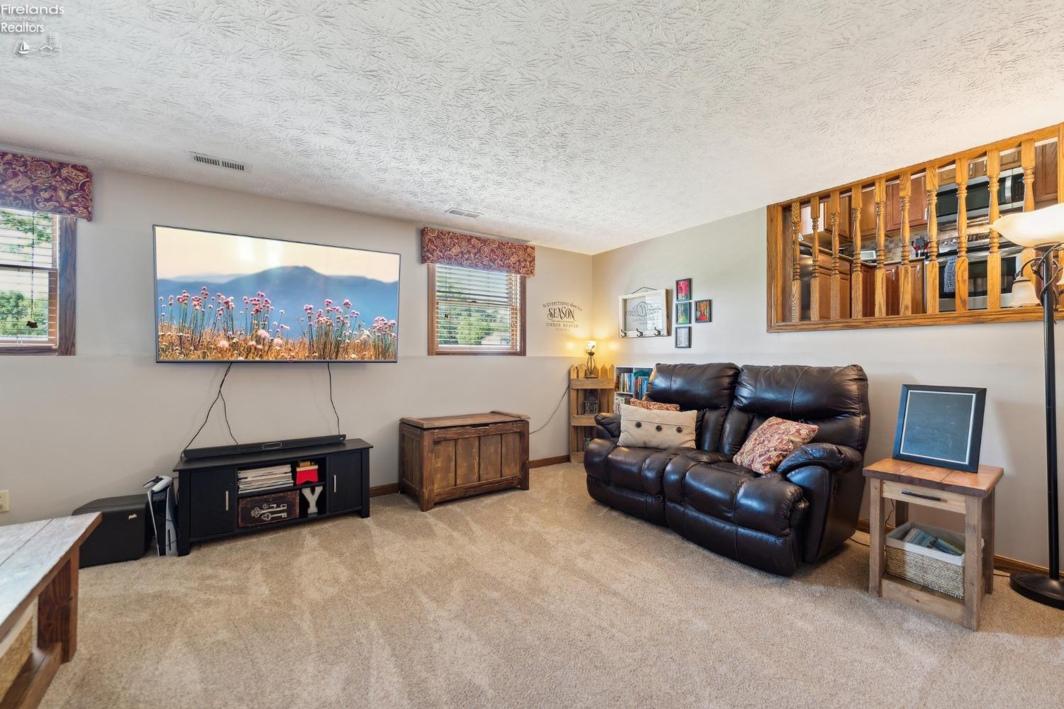 9538 W Oak Harbor SE Road