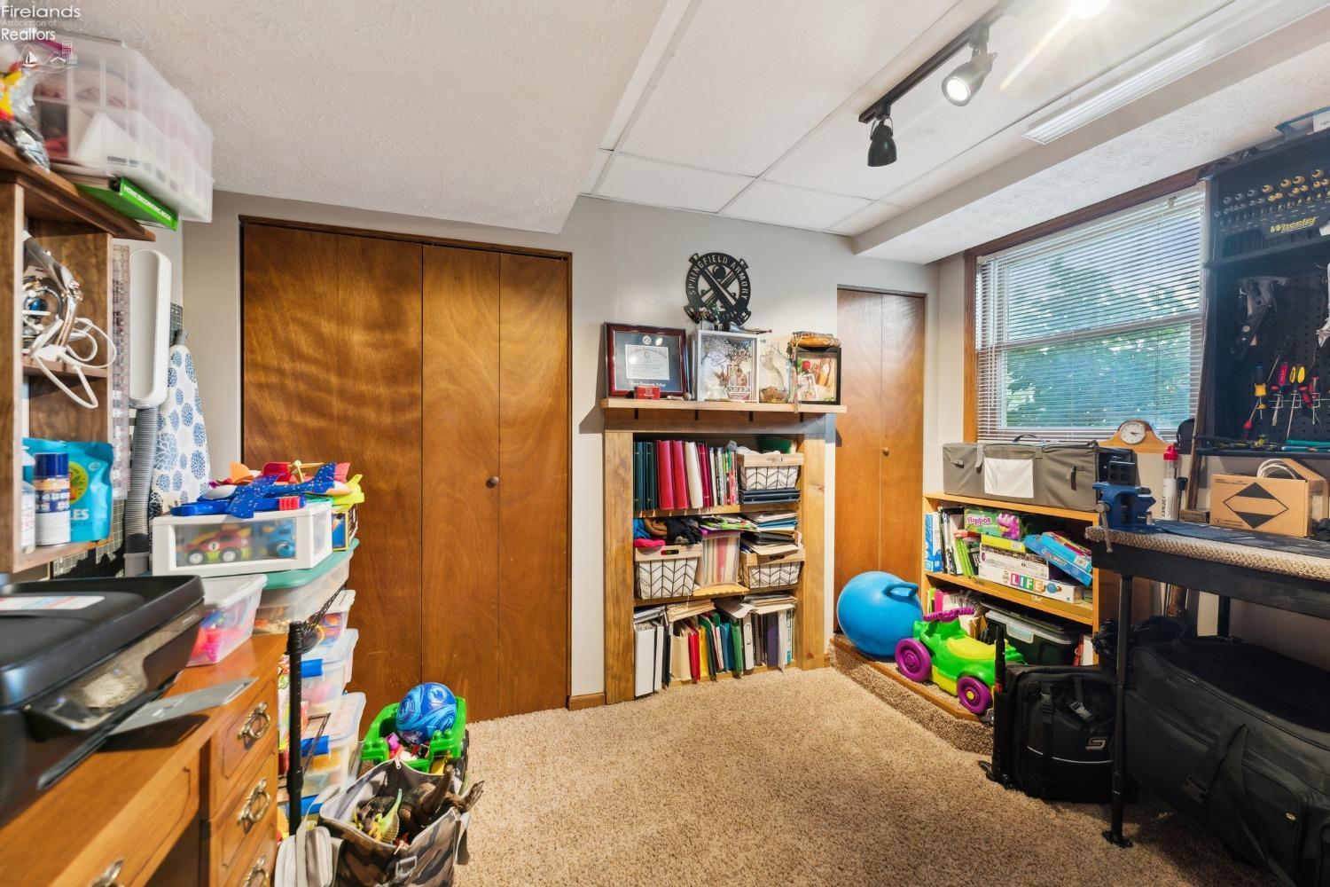 9538 W Oak Harbor SE Road