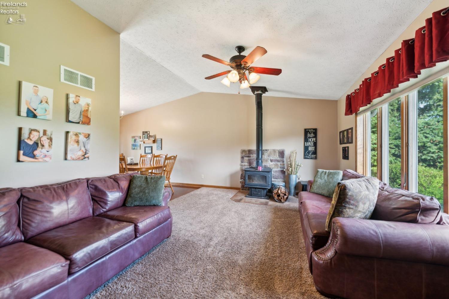 9538 W Oak Harbor SE Road