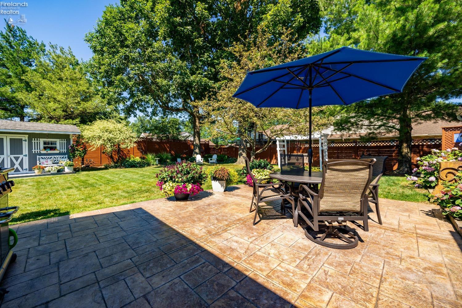 214 Oakdale Circle
