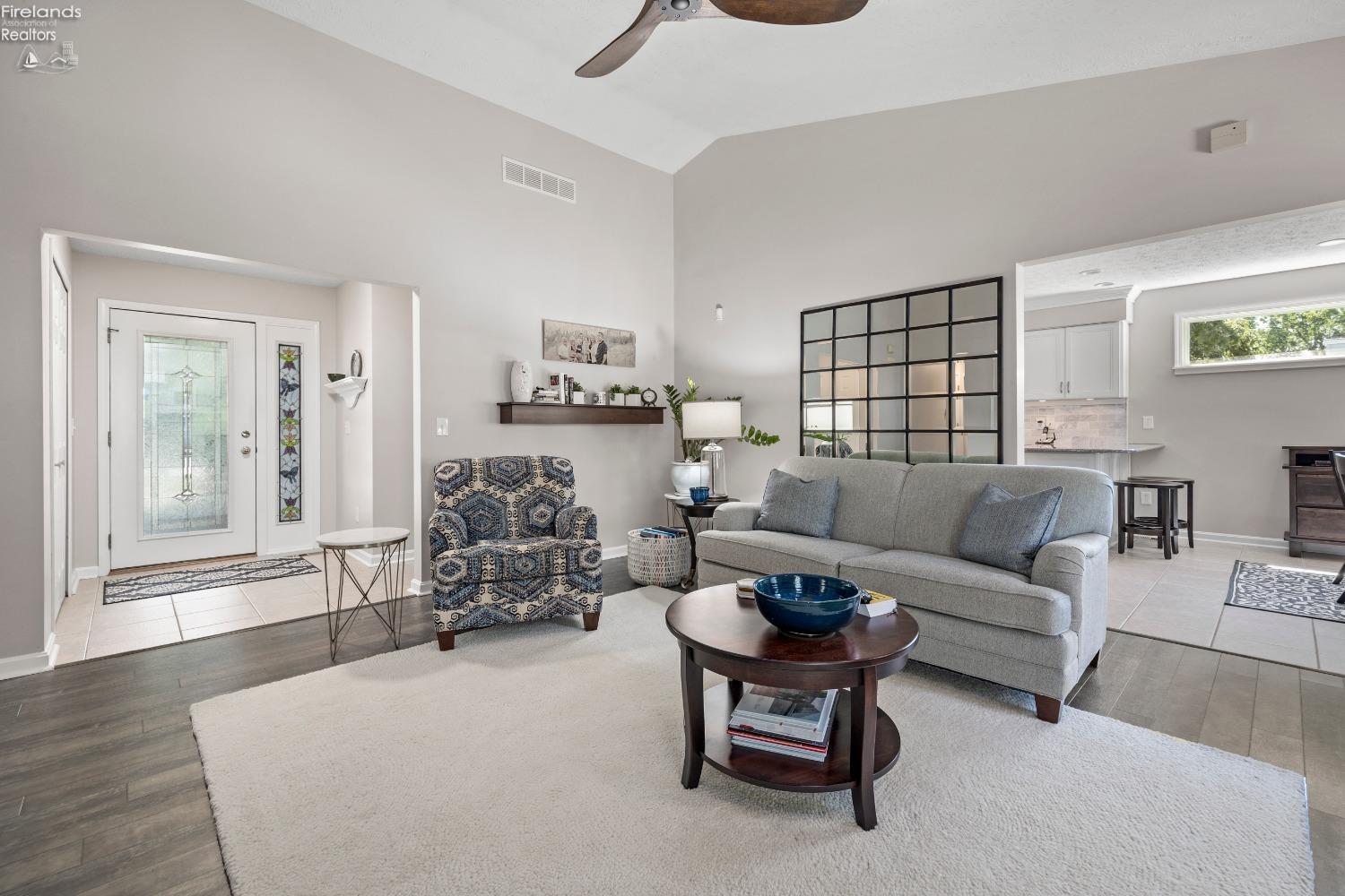 214 Oakdale Circle