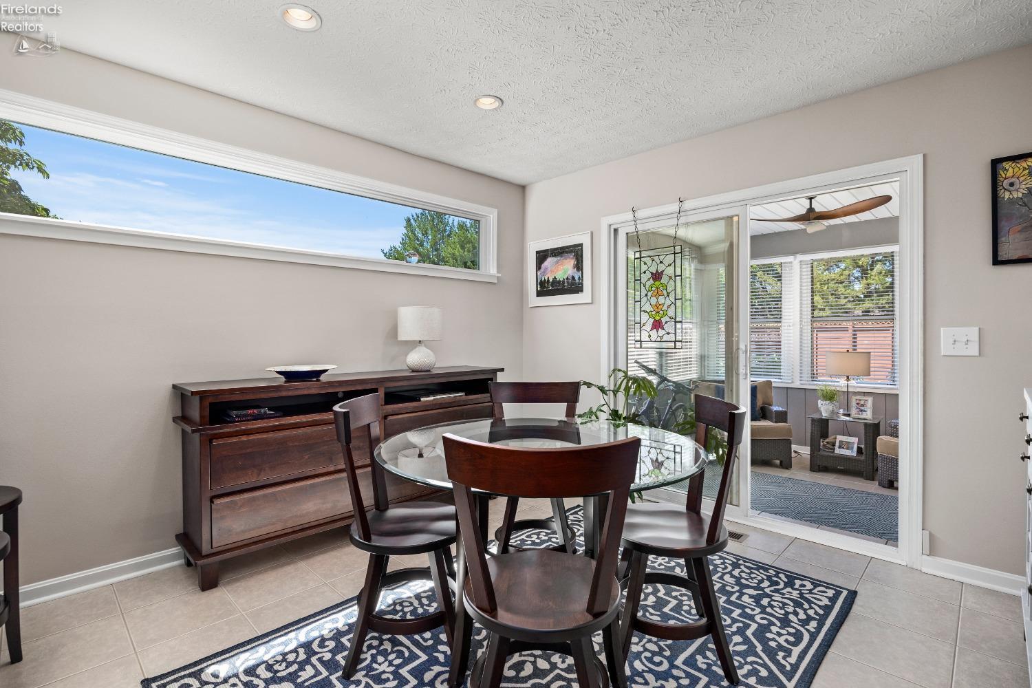 214 Oakdale Circle