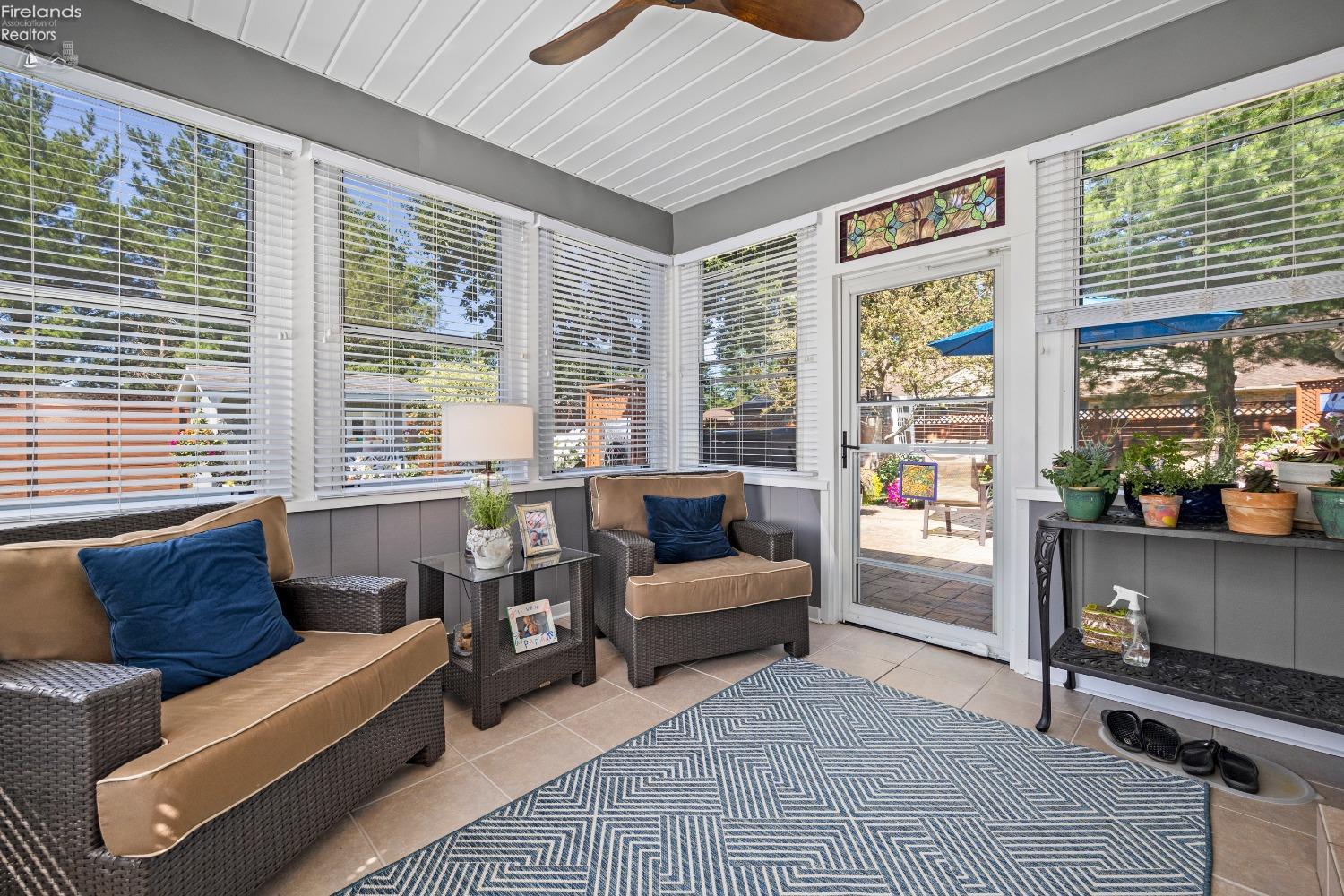 214 Oakdale Circle