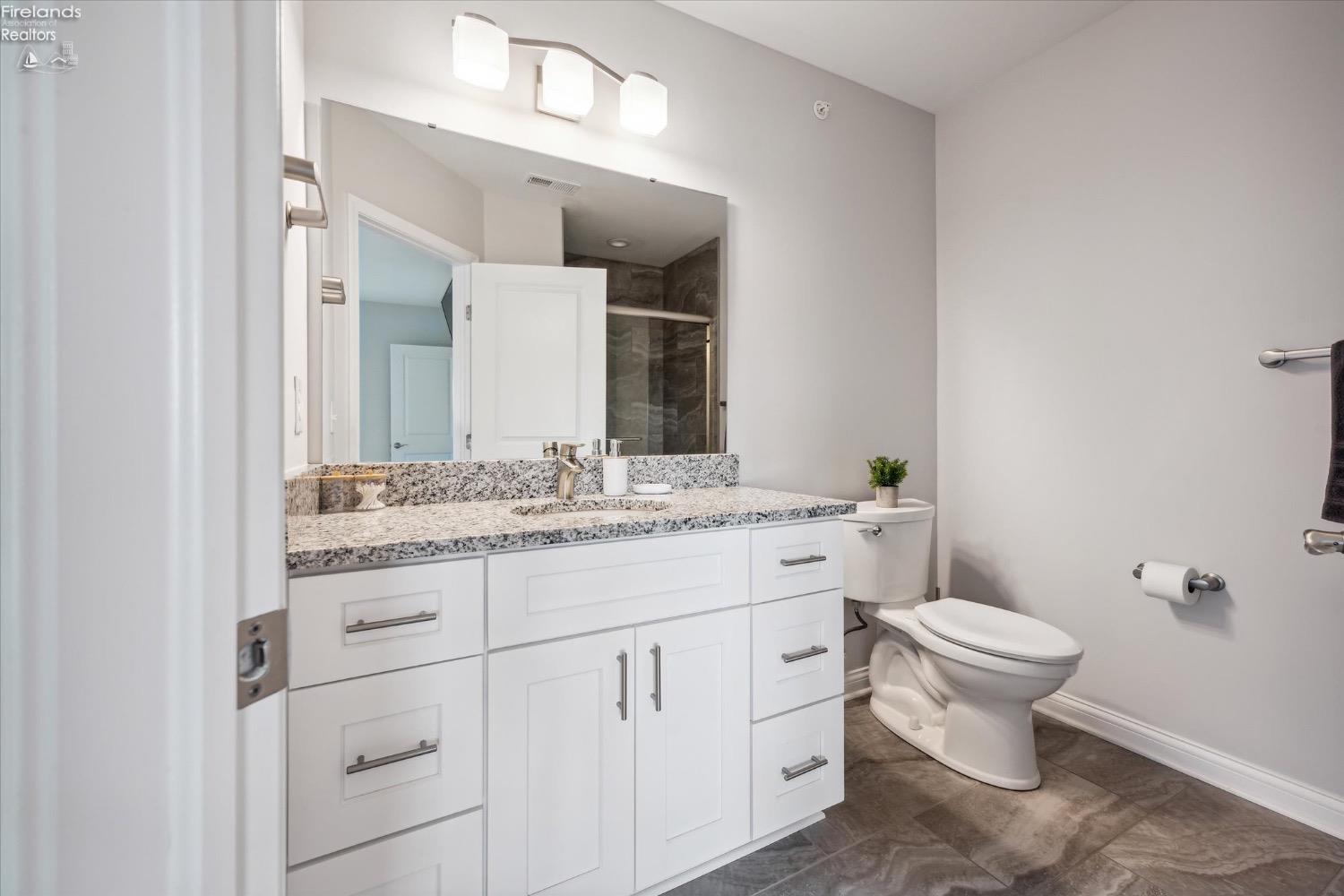 2610 Waterside Court Drive 532