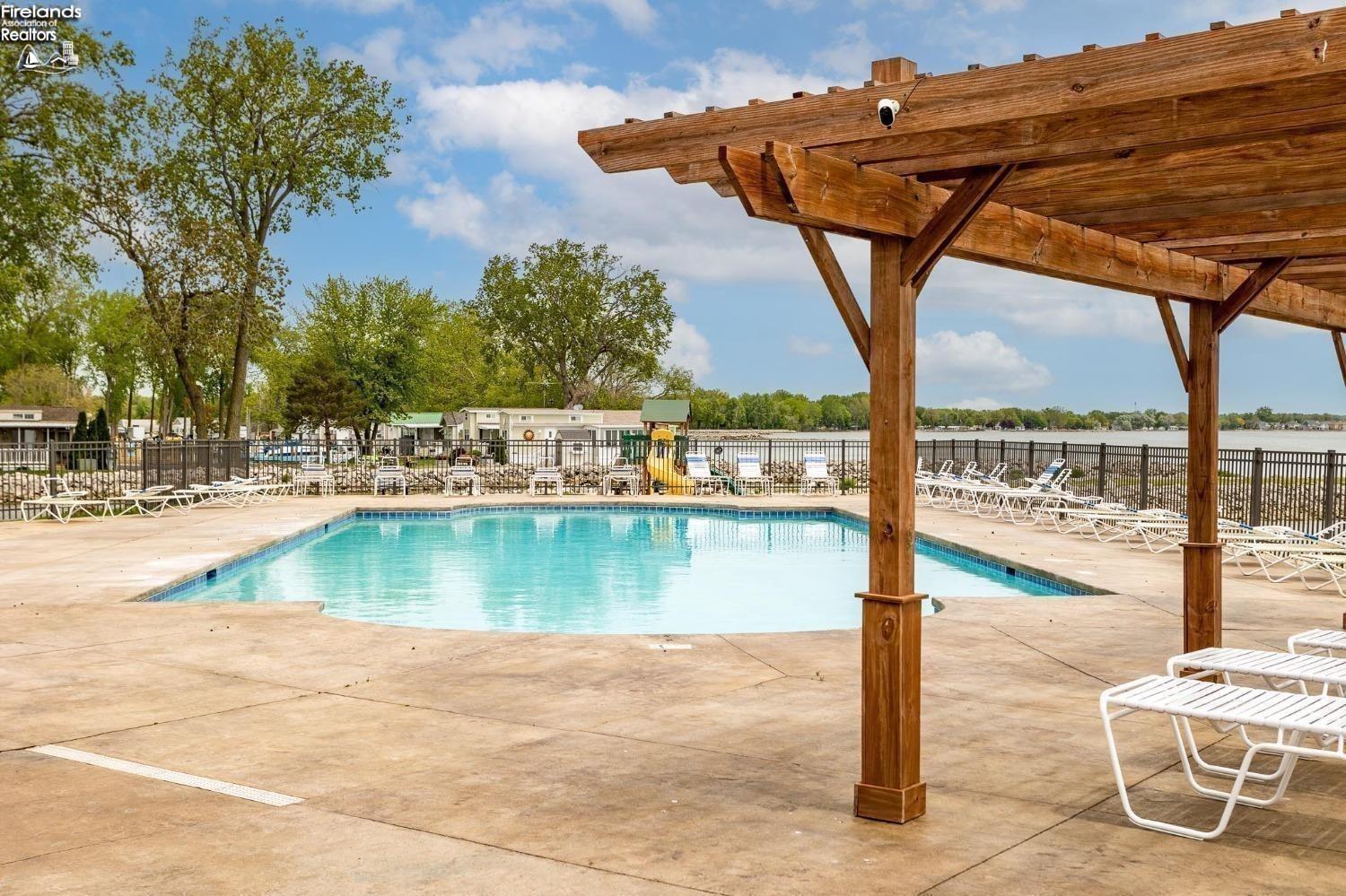 2610 Waterside Court Drive 532