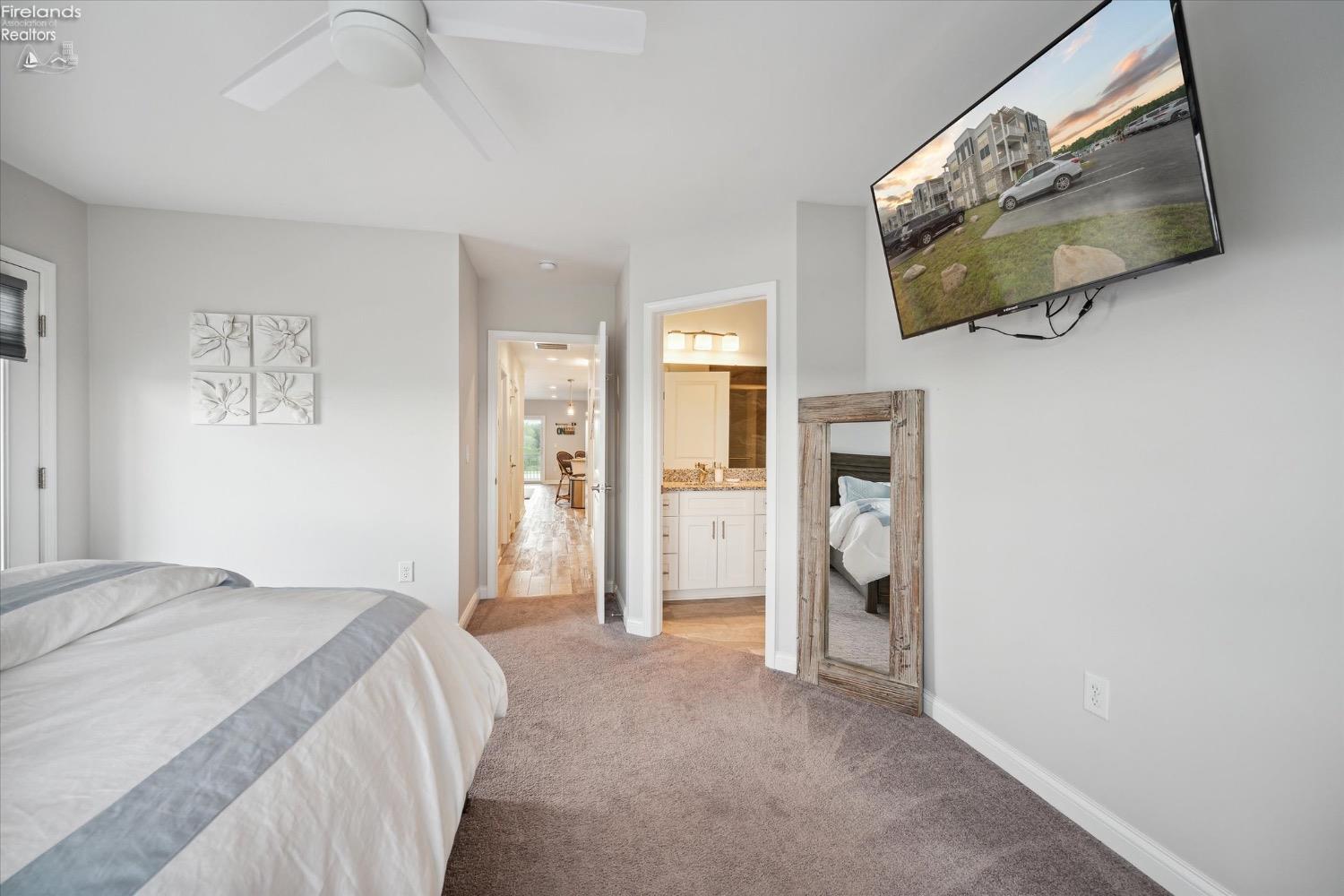 2610 Waterside Court Drive 532