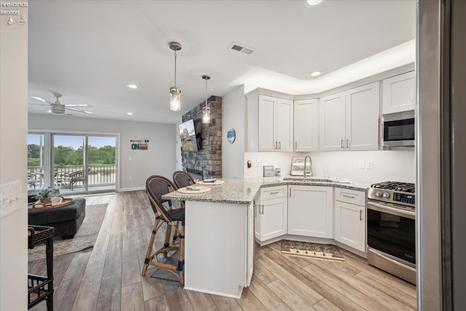 2610 Waterside Court Drive 532