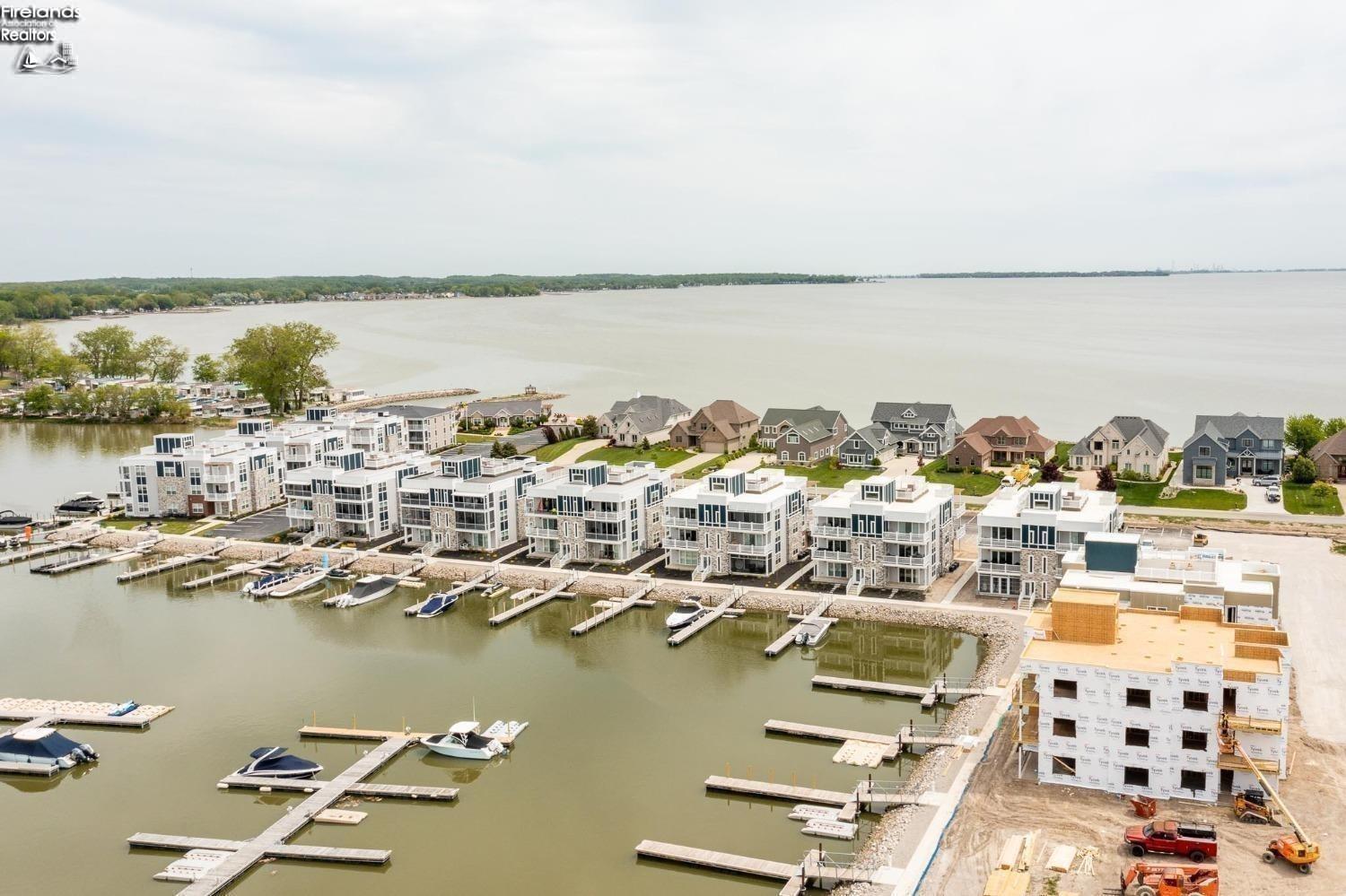 2610 Waterside Court Drive 532