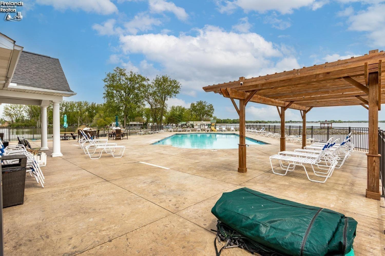 2610 Waterside Court Drive 532