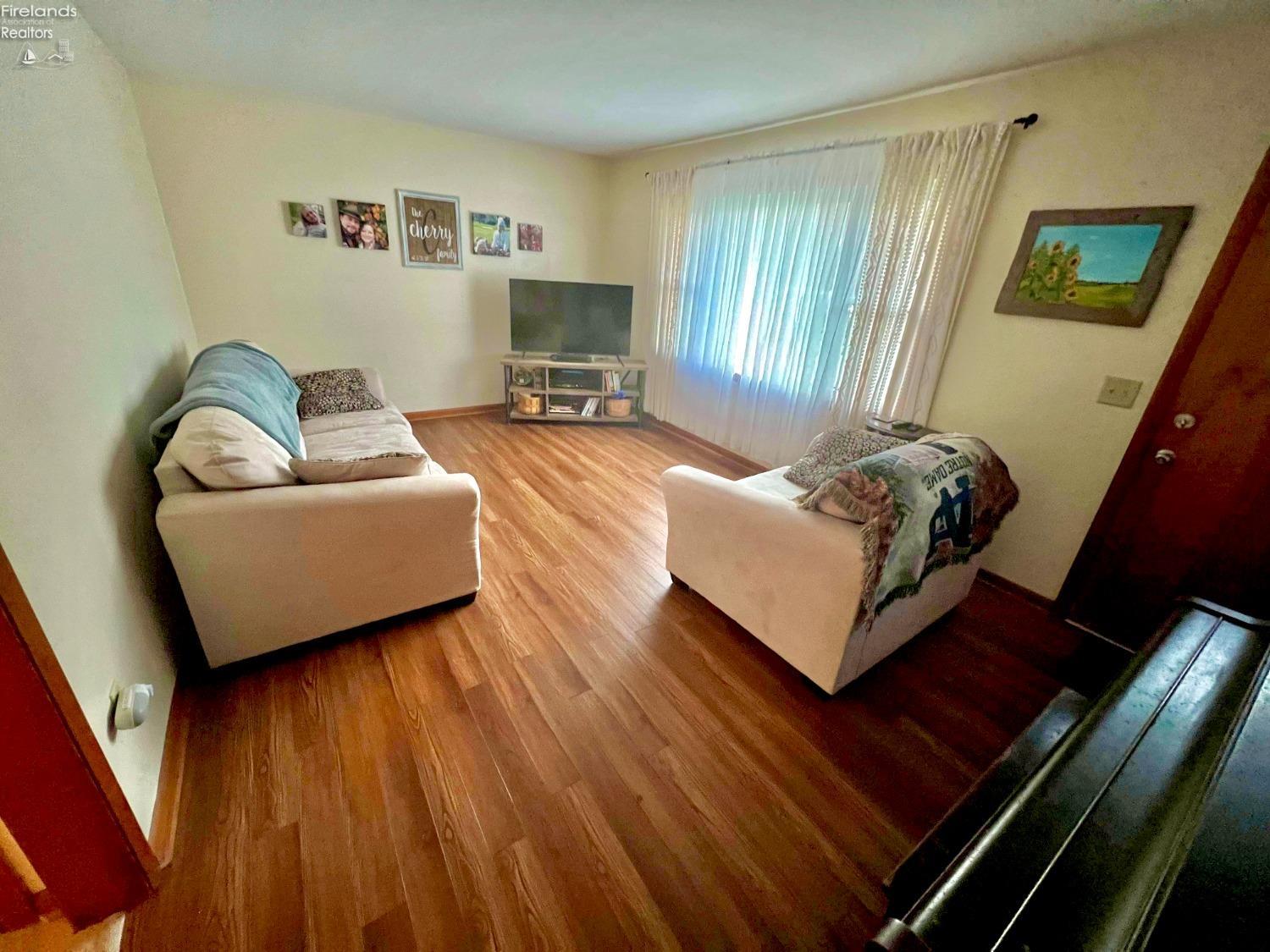 128 Sunset Drive