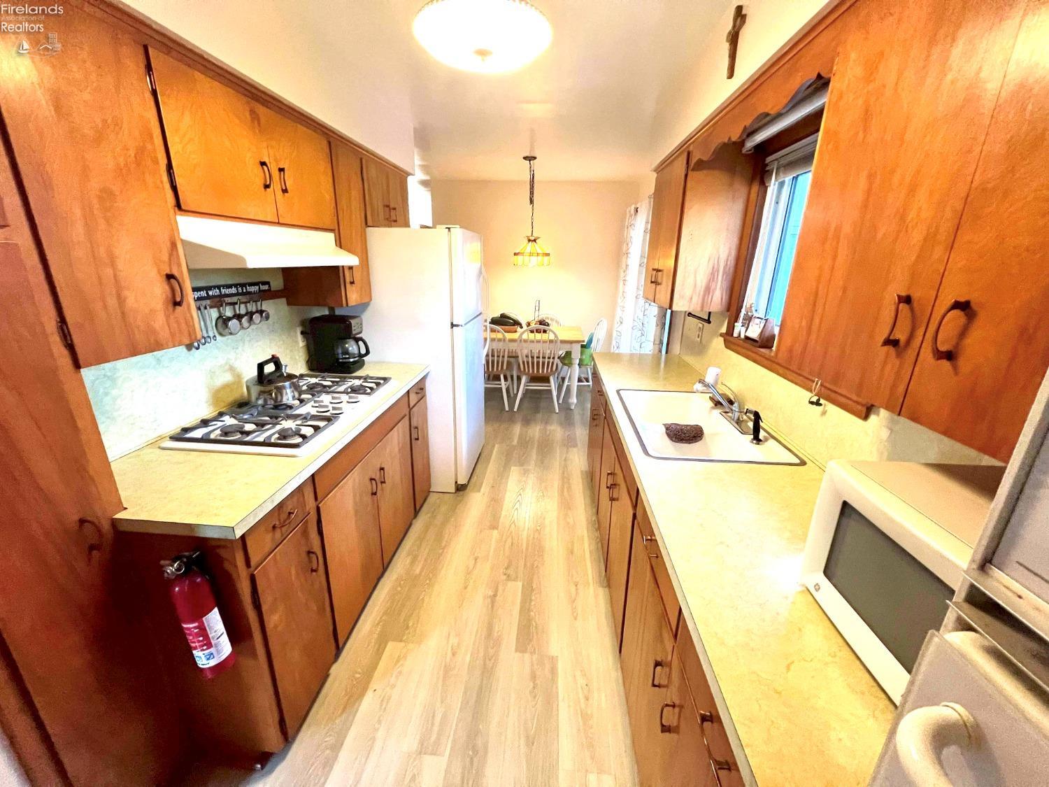 128 Sunset Drive