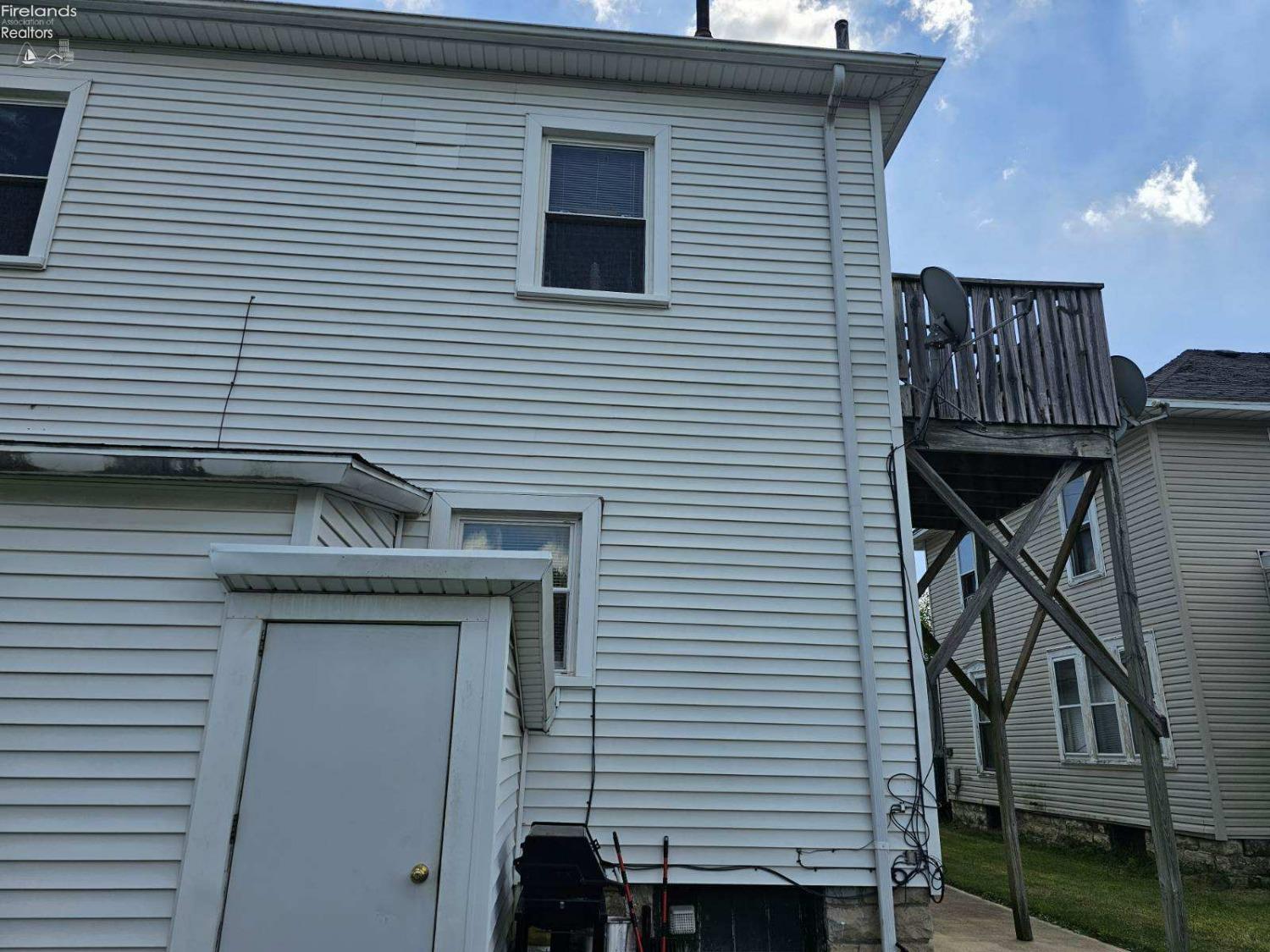210 York Street