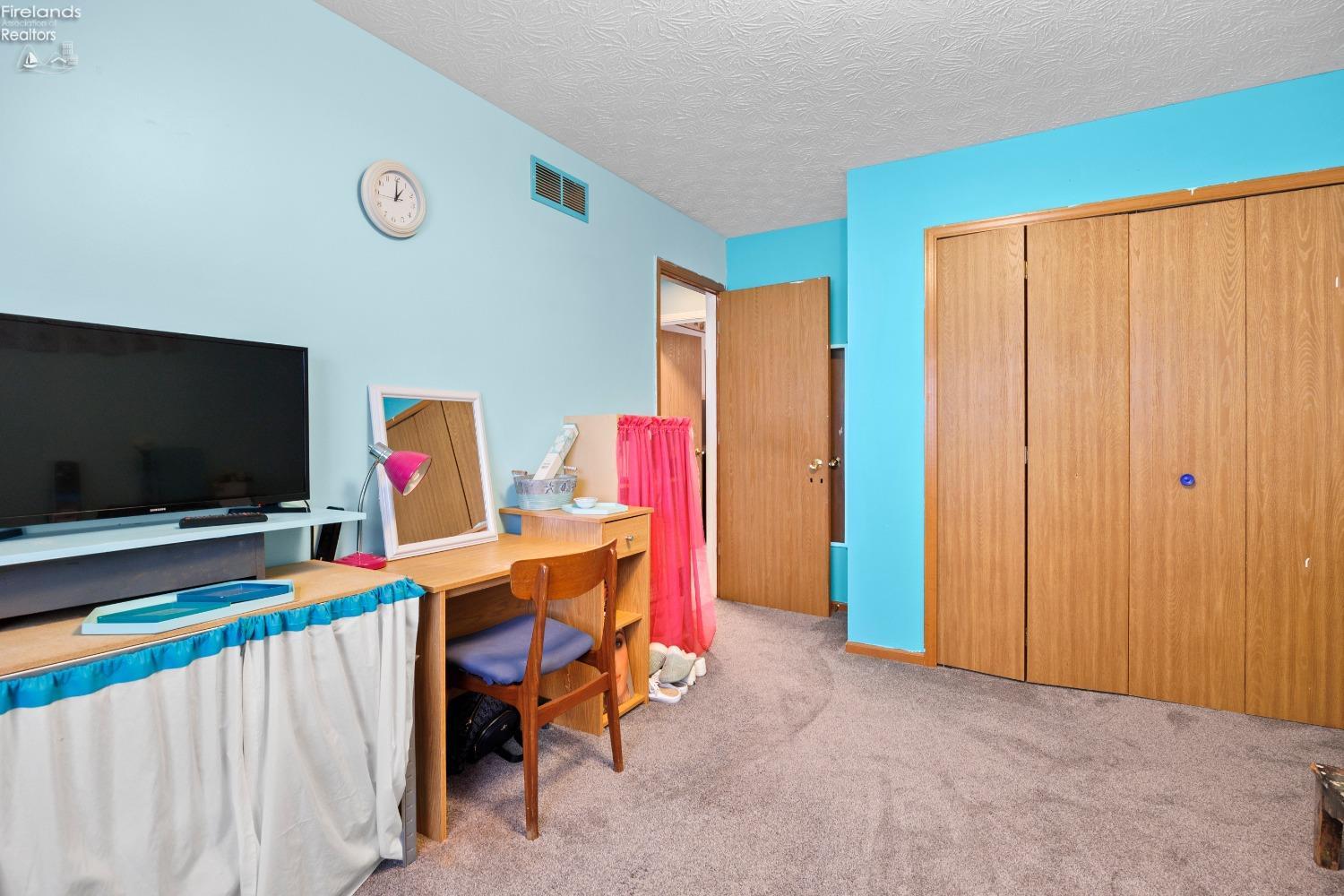 222 Bayberry
