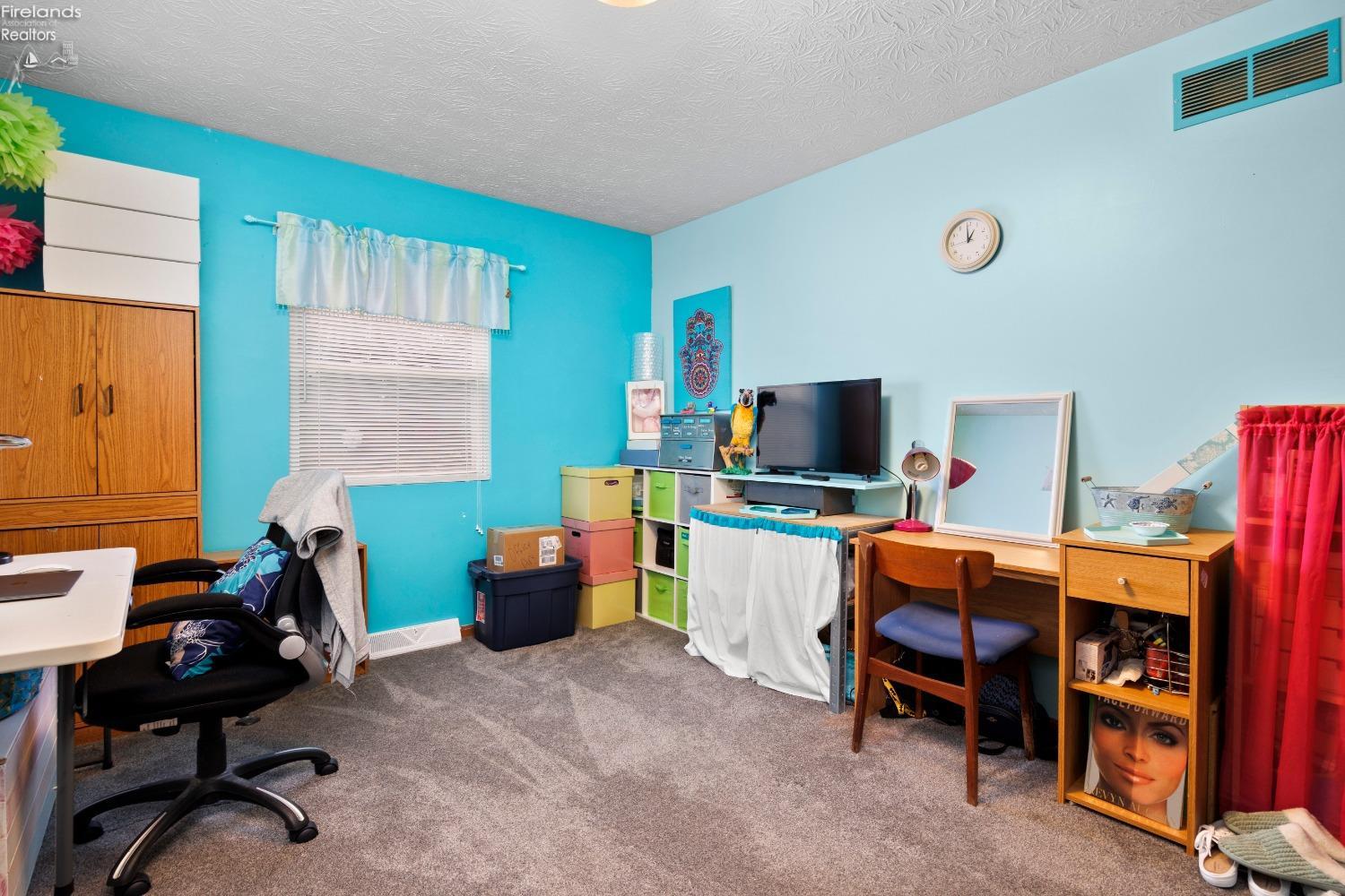 222 Bayberry