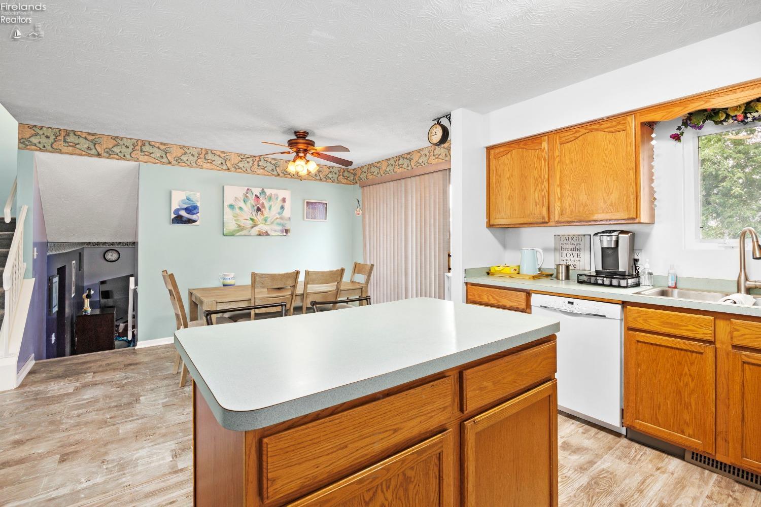 222 Bayberry