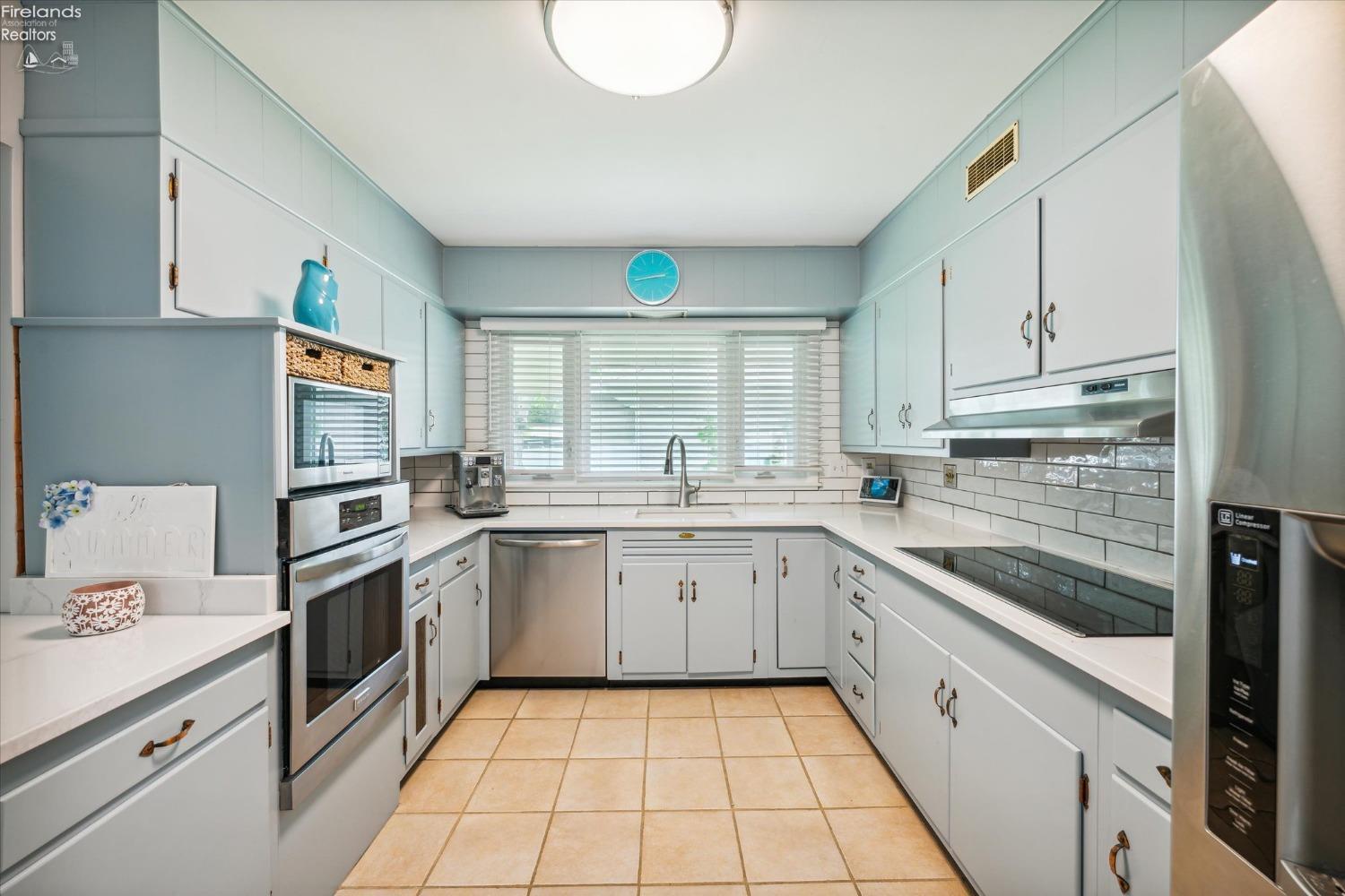 1607 Cedar Point Road