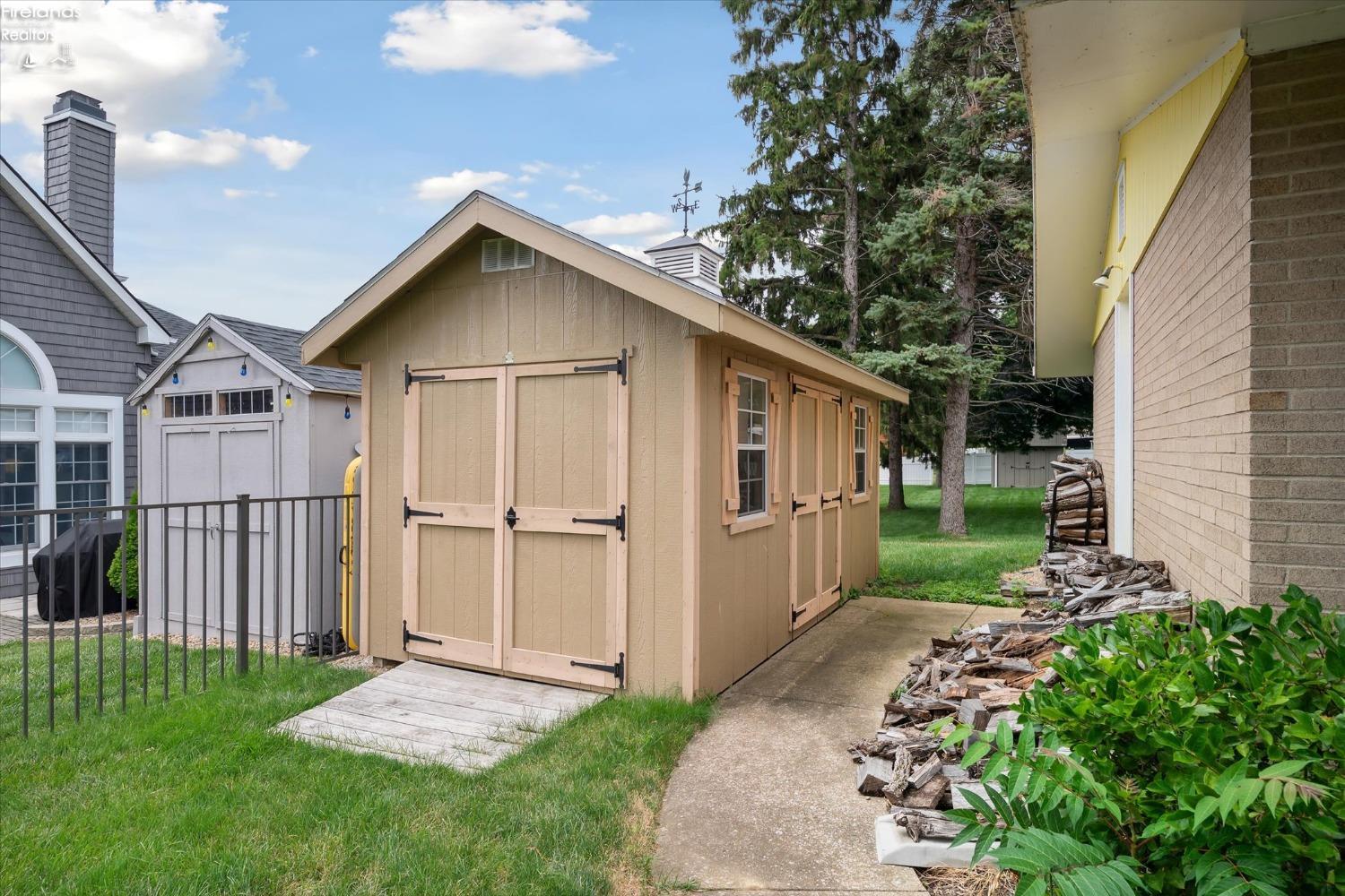 1607 Cedar Point Road