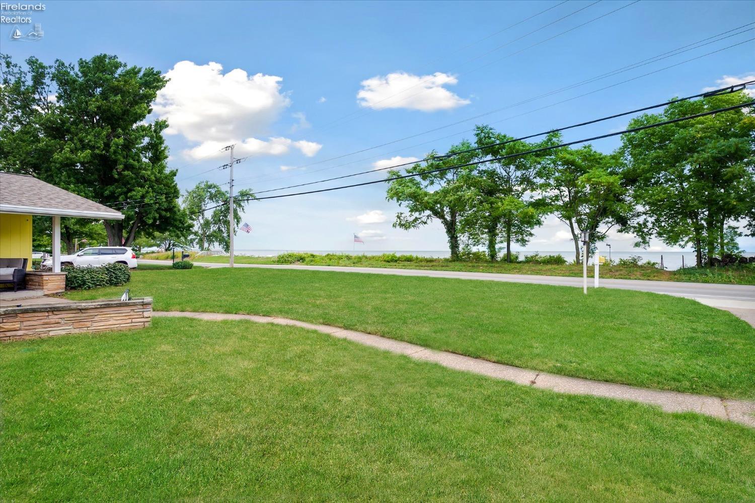 1607 Cedar Point Road