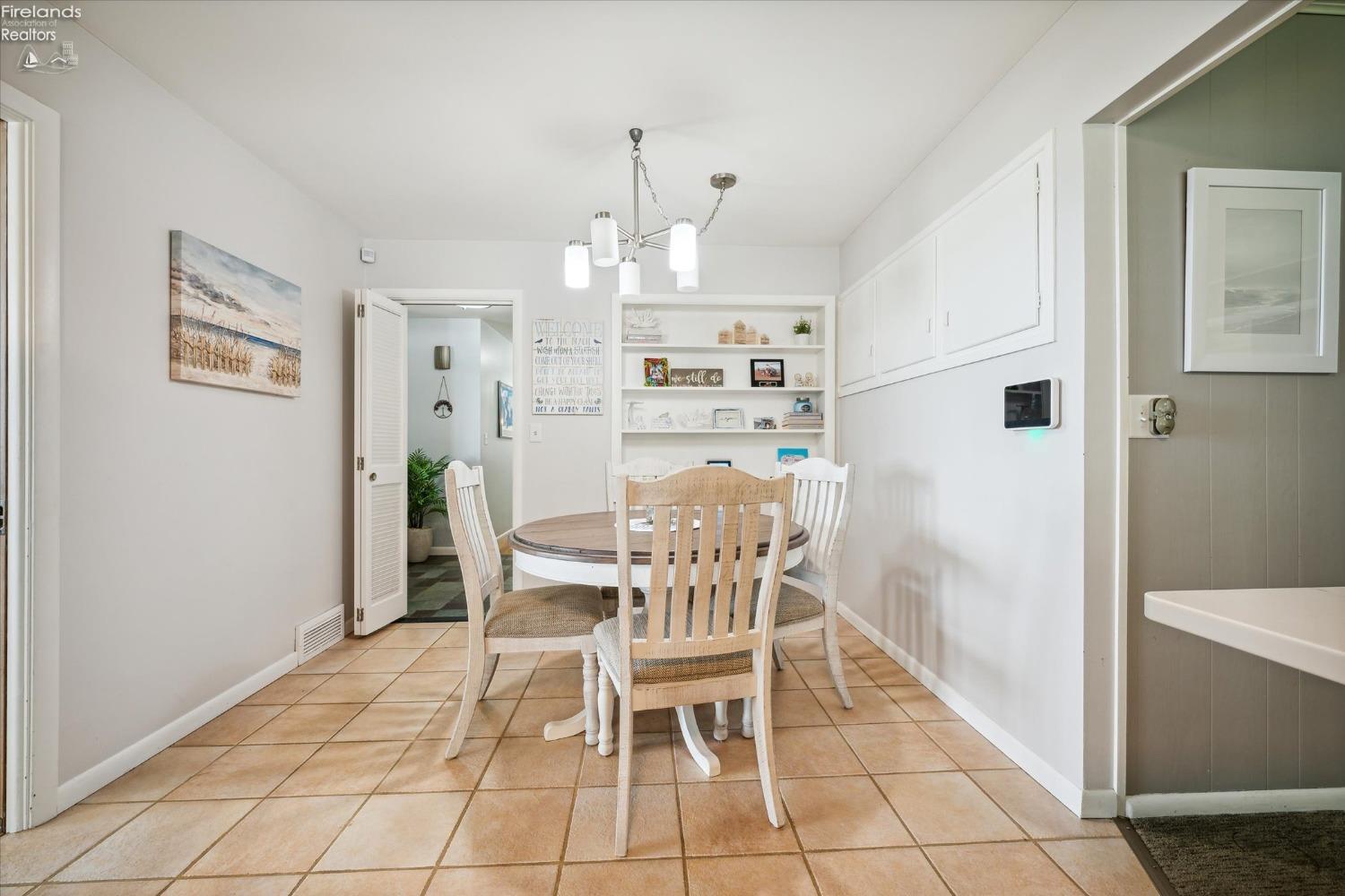 1607 Cedar Point Road