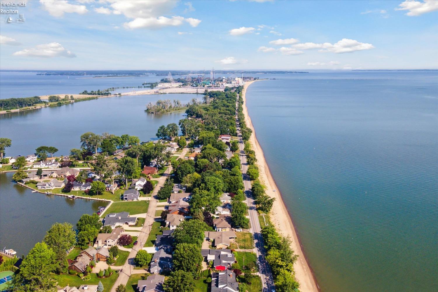 1607 Cedar Point Road