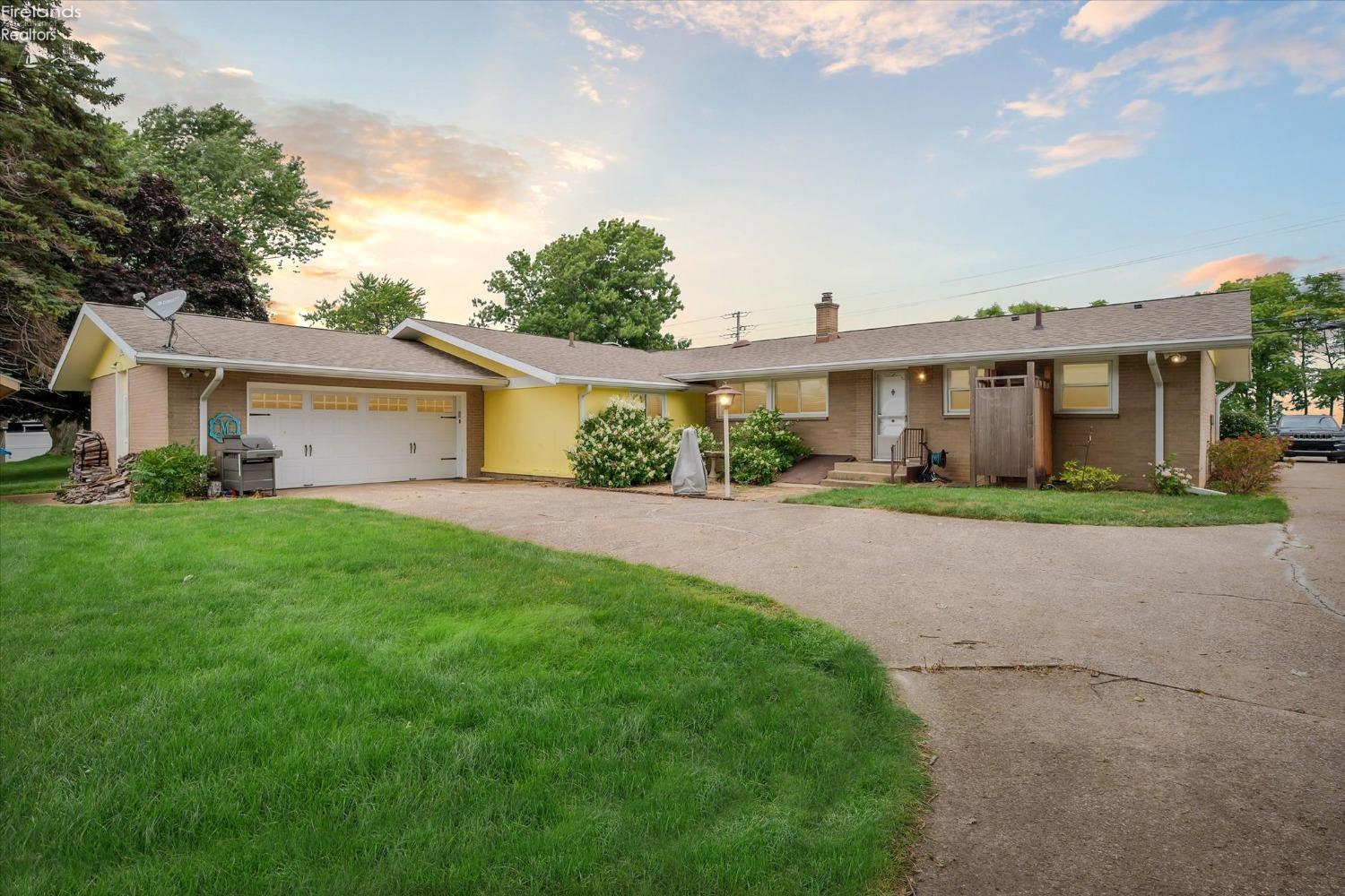 1607 Cedar Point Road