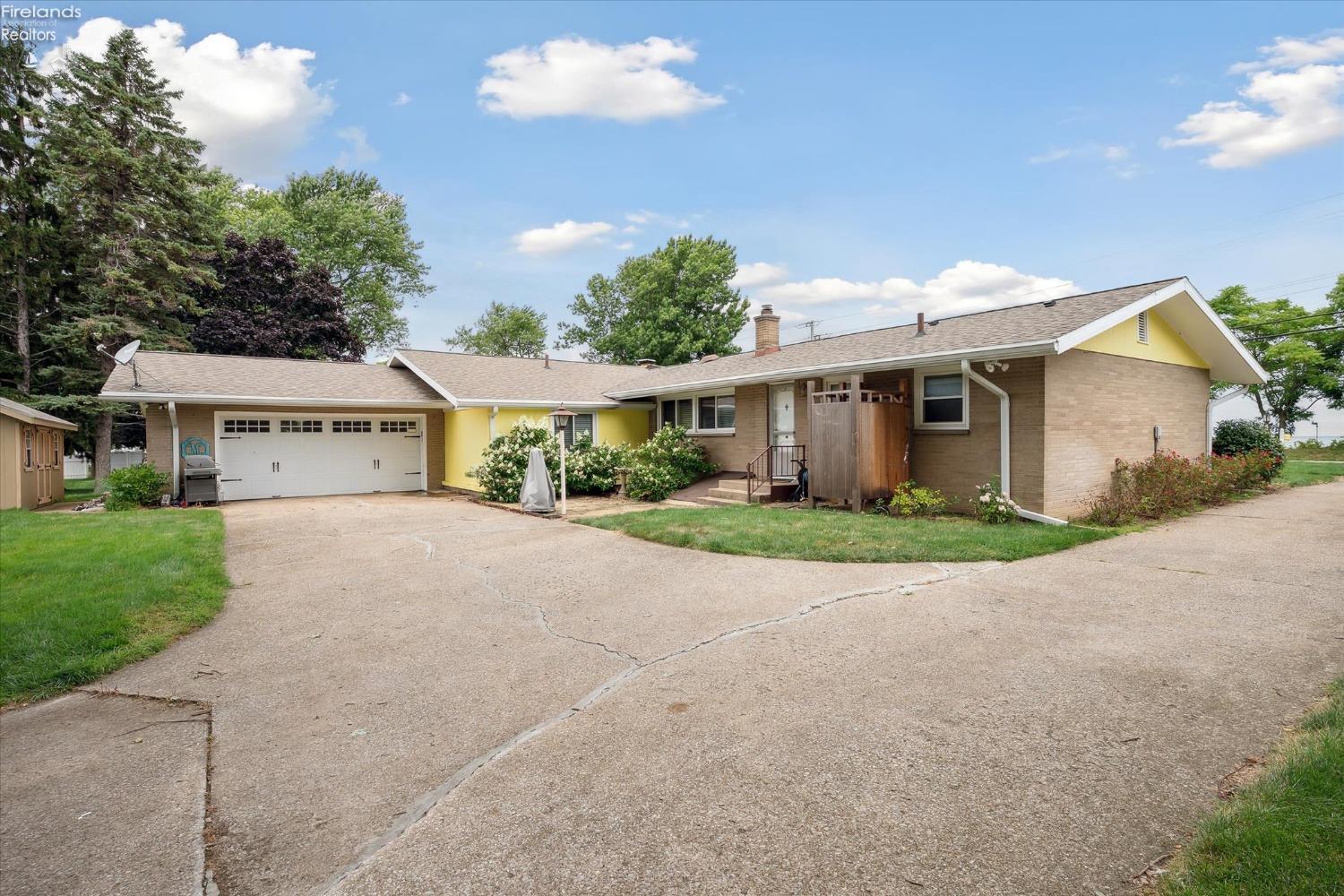 1607 Cedar Point Road