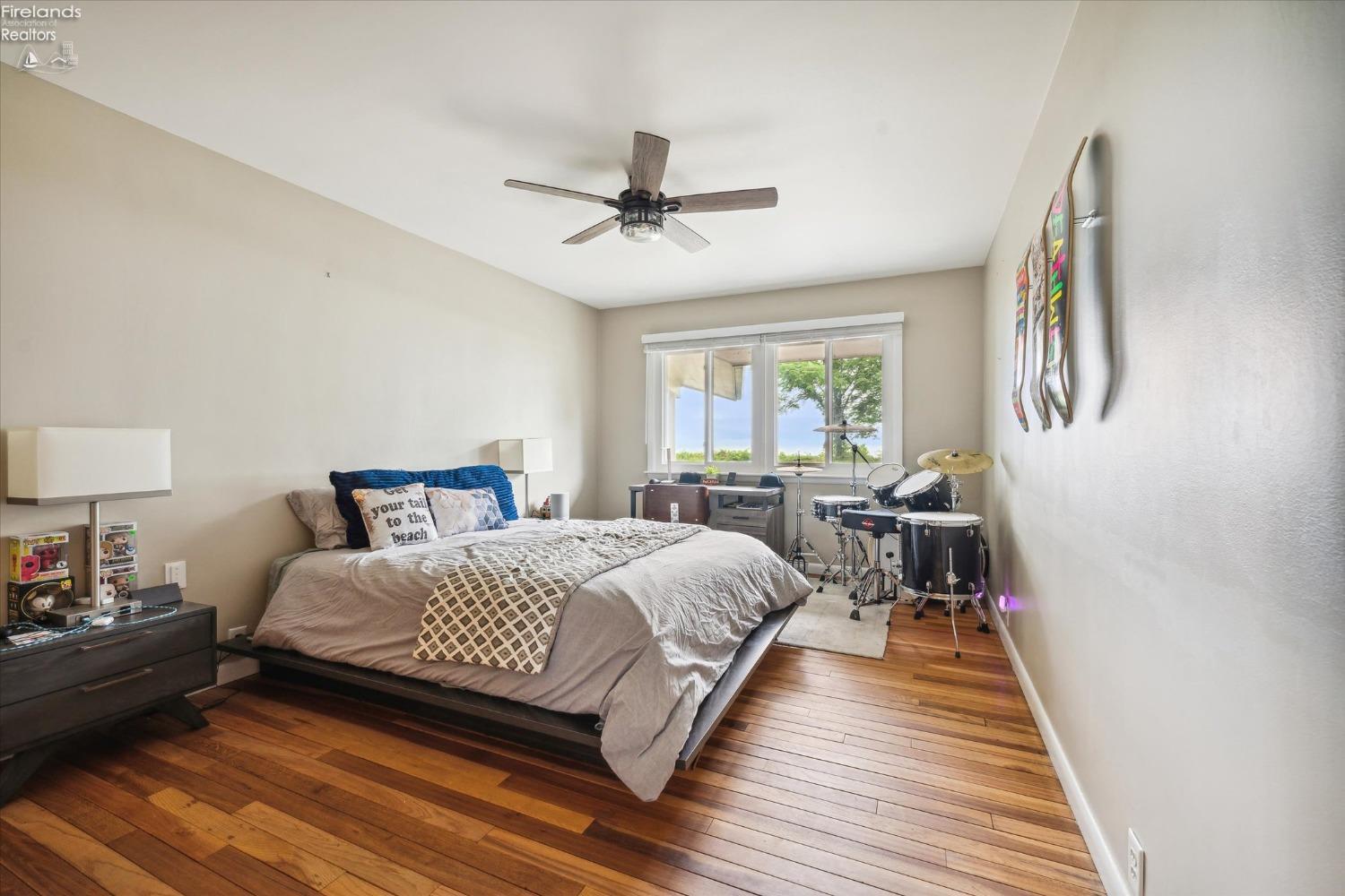 1607 Cedar Point Road